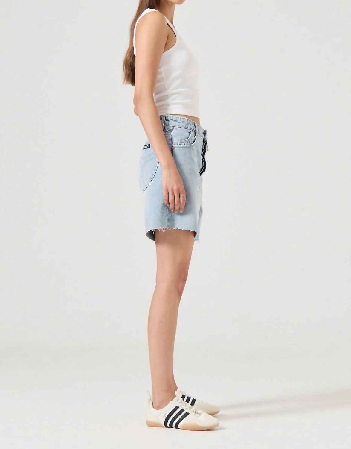 90's Relaxed Short In Longbeach - Image 3