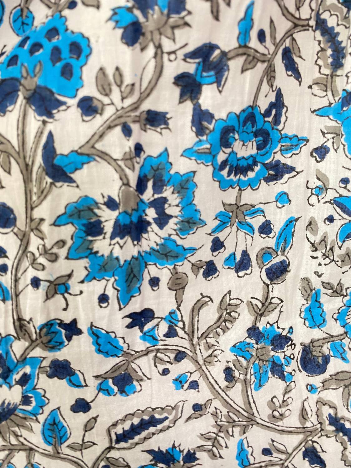 Abaco Puff Sleeve Midi Dress In Floral - Image 3