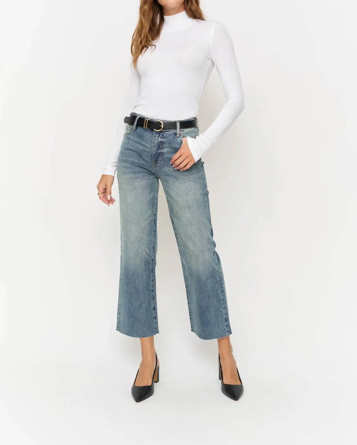 Aberdeen Crop Denim Jeans In Vintage Tint - Image 4