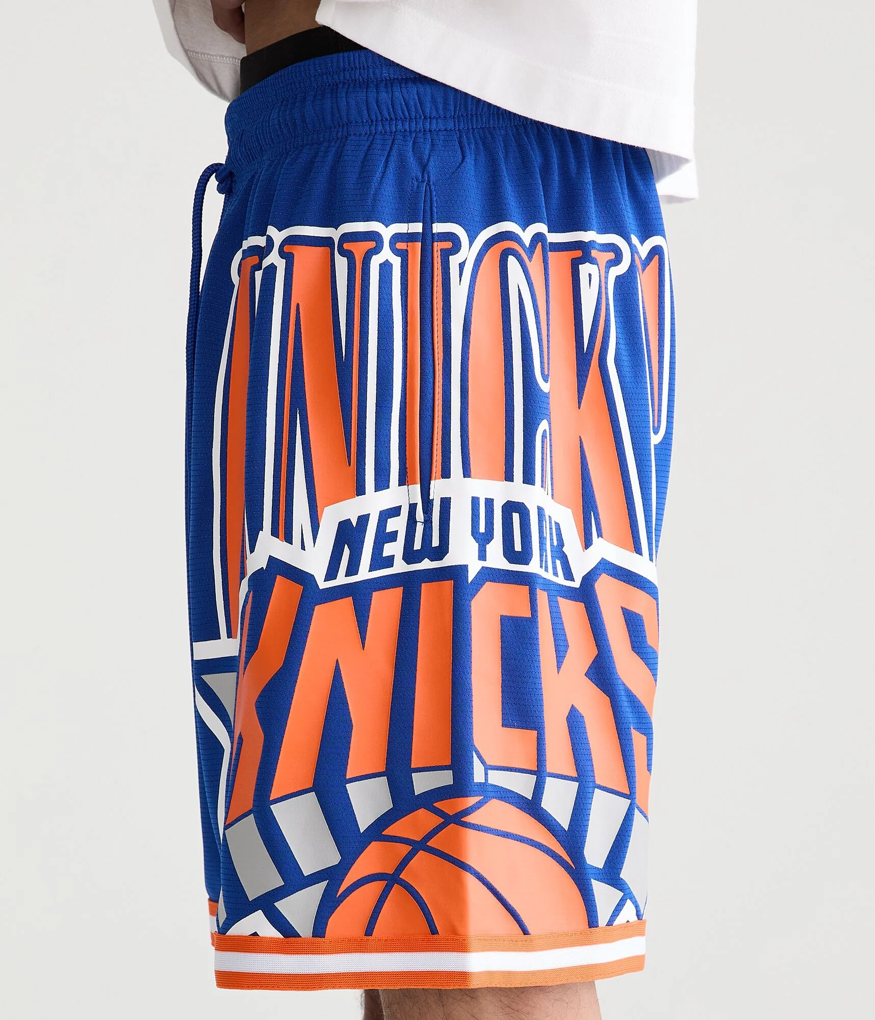 Aeropostale New York Knicks Mesh Shorts - Image 3