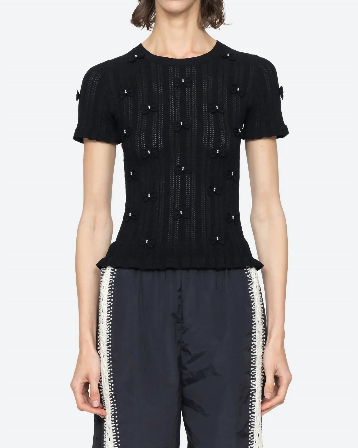 Alberta Pearl Short Sleeve Top In Black