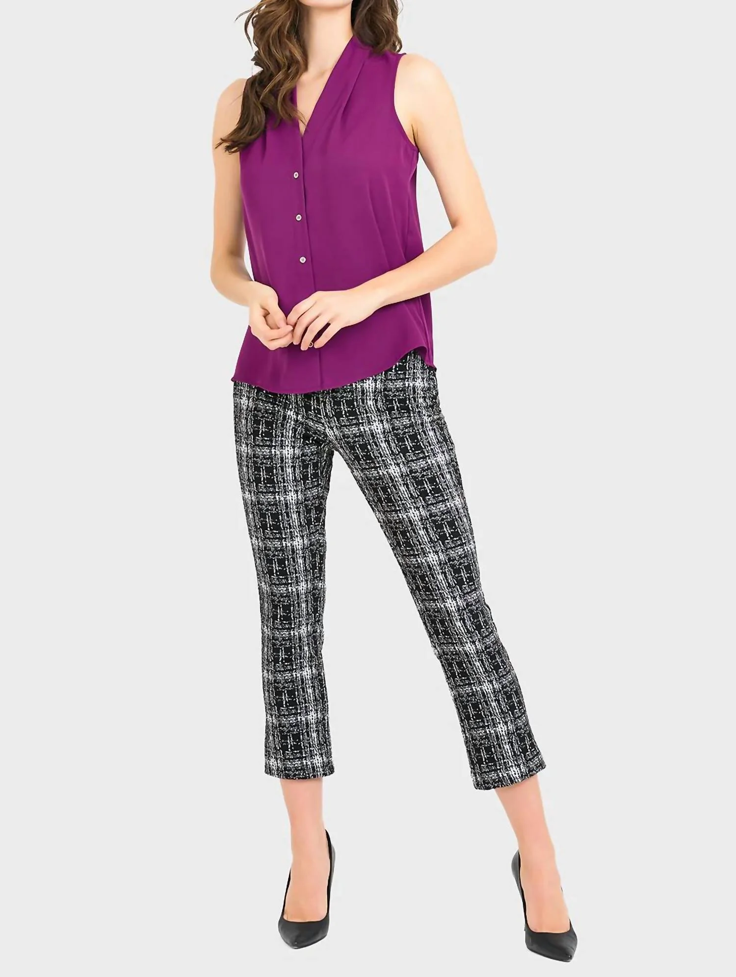 Amelia Crop Pant In Black/white - Image 3