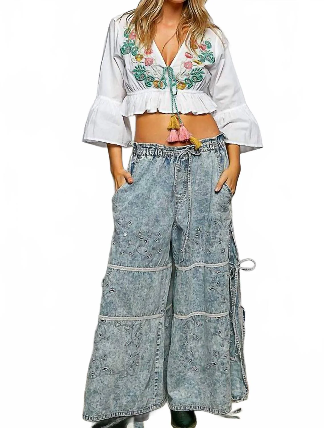 Angelica Embroidery Sequin Crop Top In White - Image 4