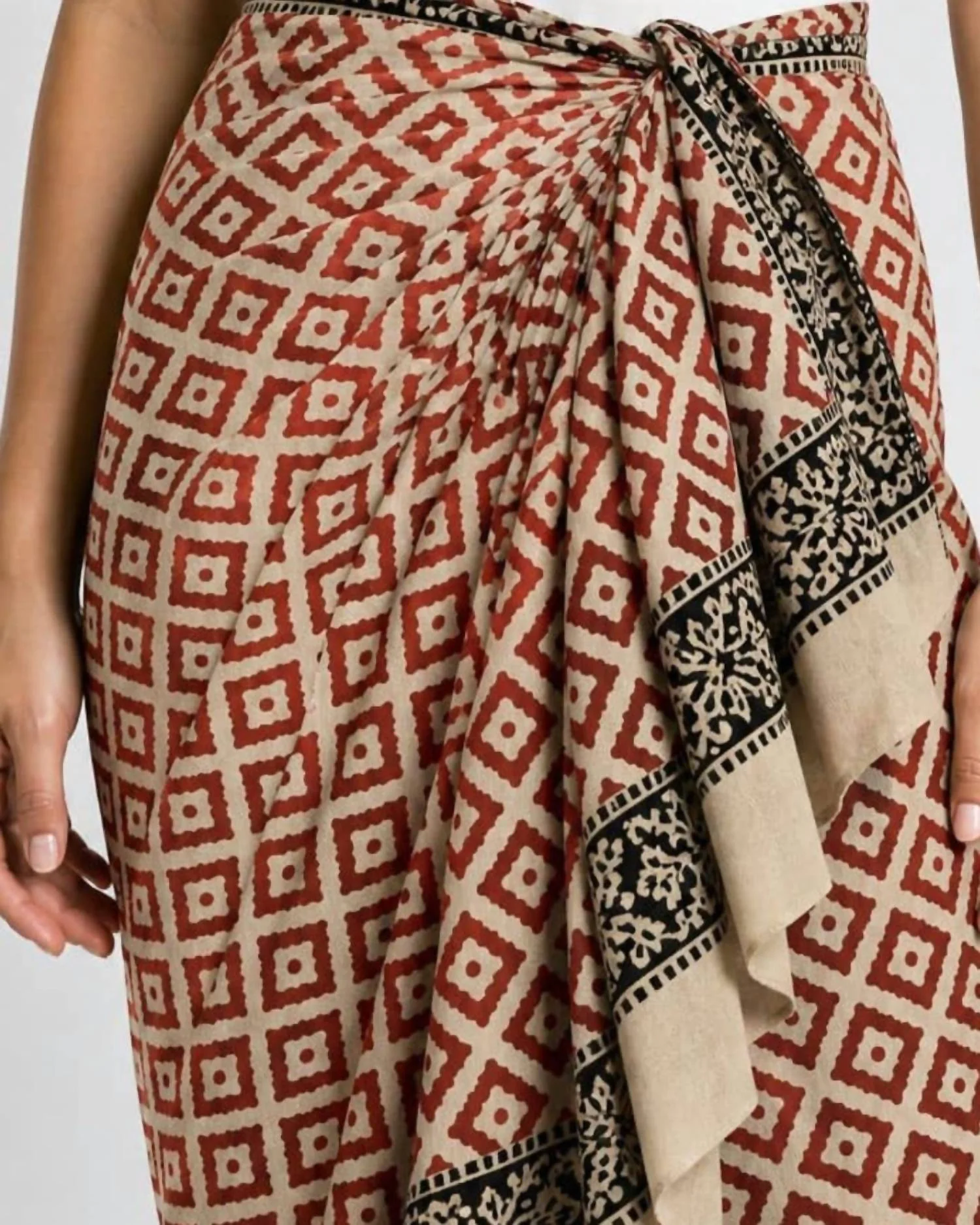 Ashi Ii Pareo Skirt In Red - Image 2