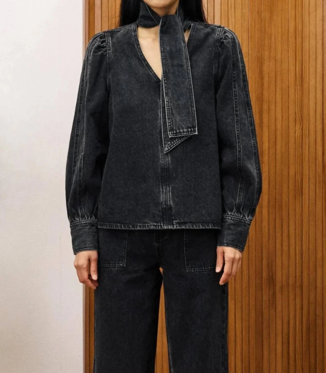 Bourgeons Top In Black