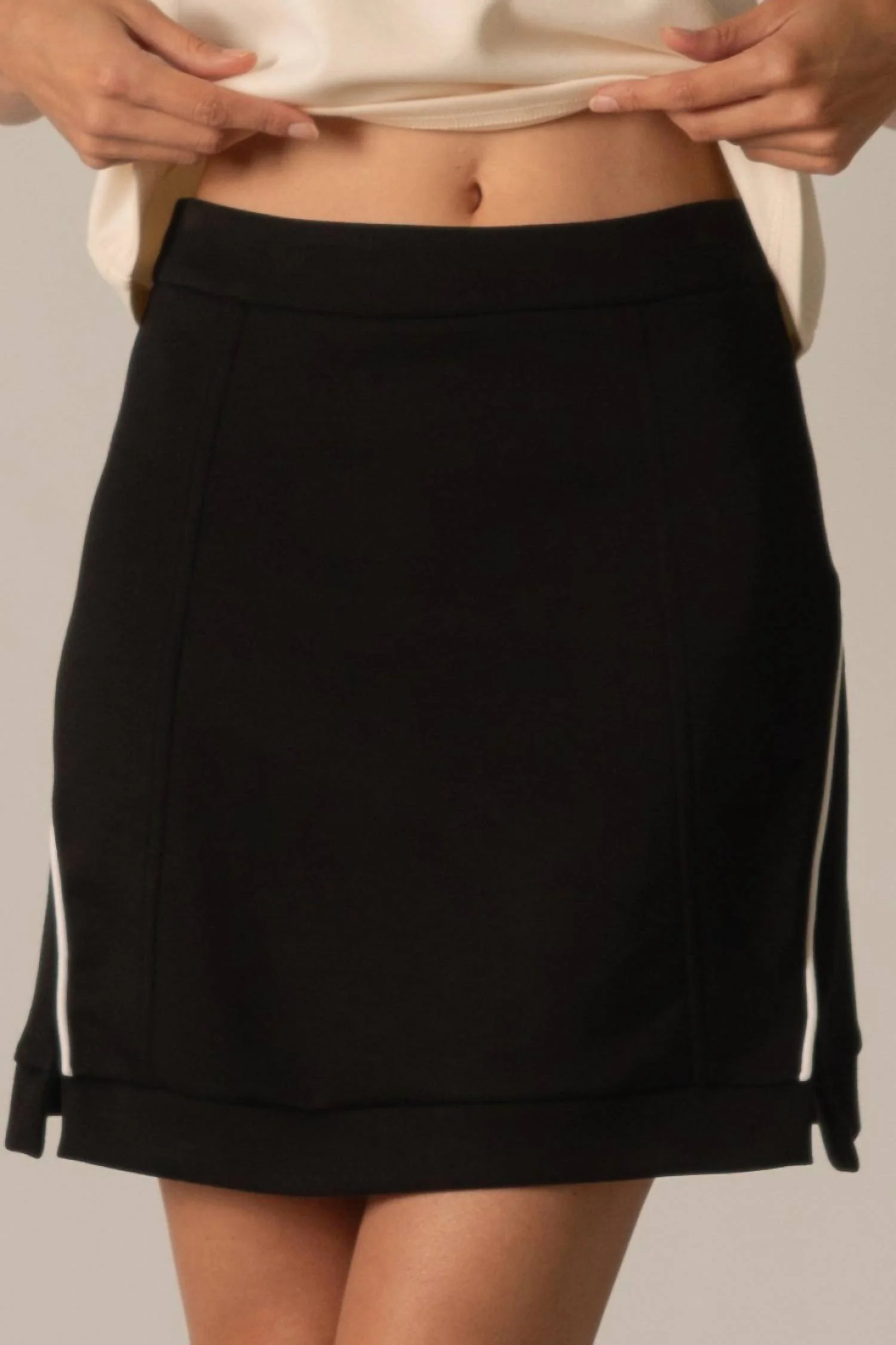 Butter Modal Piping Detail Mini Skirt In Black