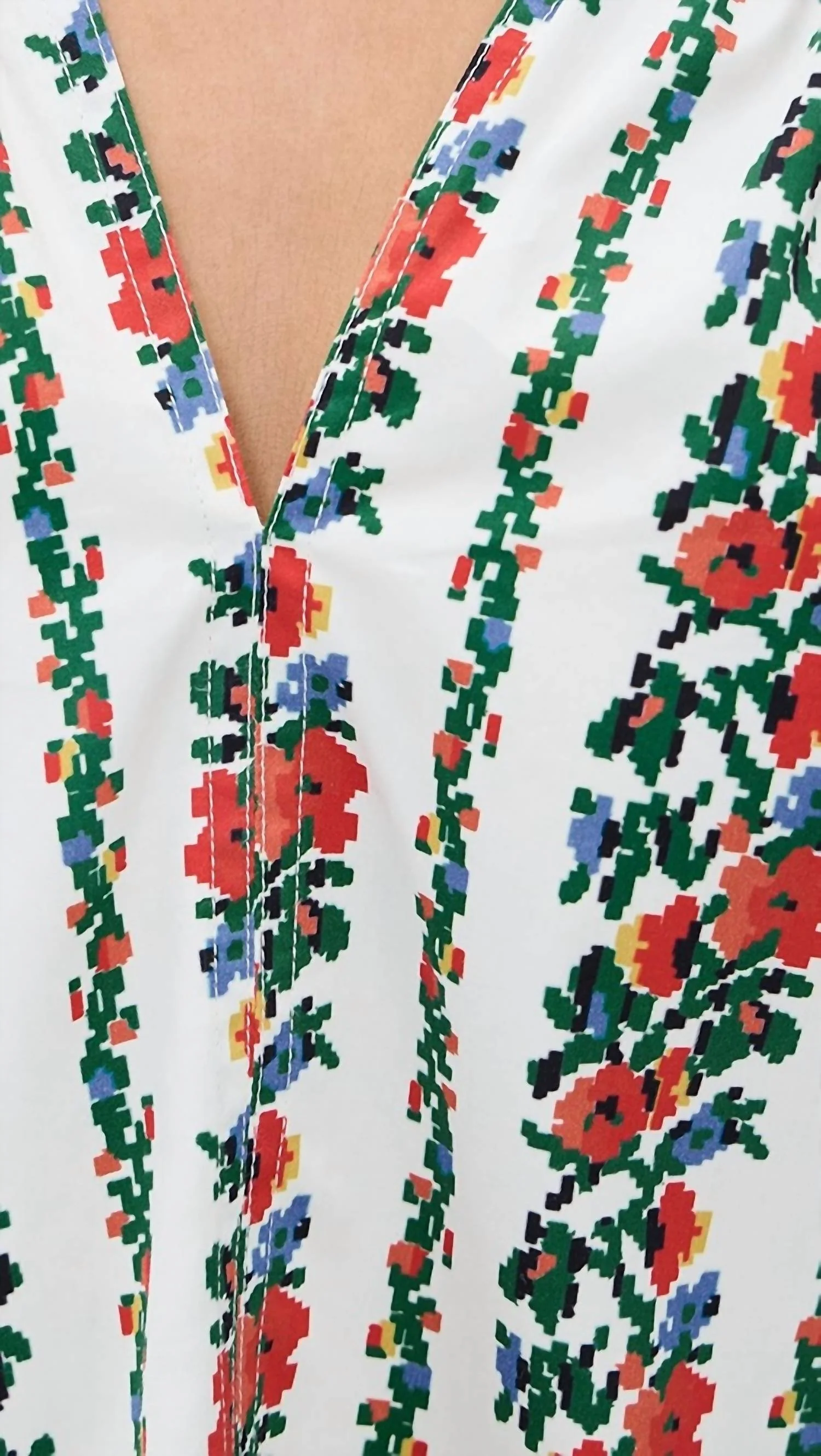 Chariot Top In Tapestry Floral - Image 5