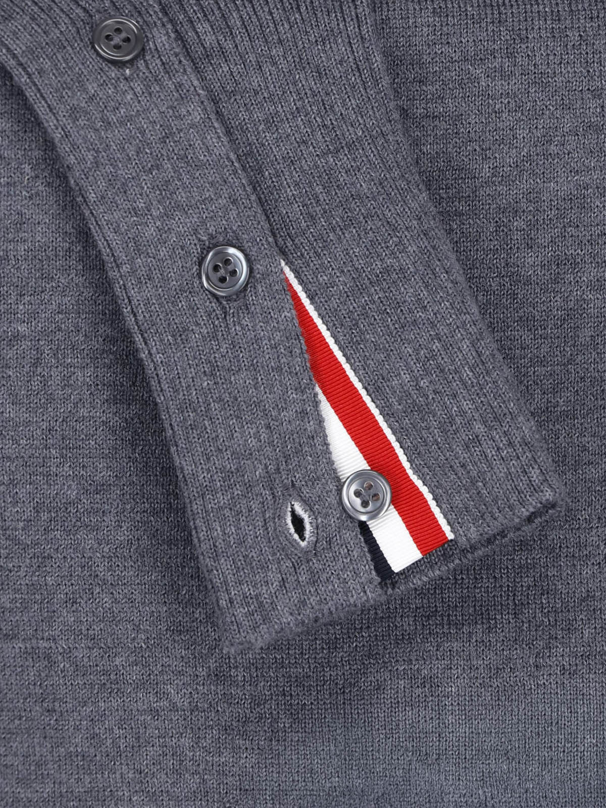 Crew Neck Sweater with Bold Stripe Accents - Image 5