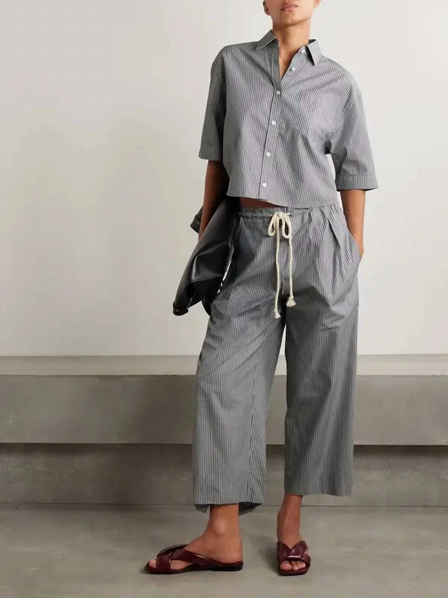 Crop Oversized Short Sleeve Shirt In Grey Railroad Stripe