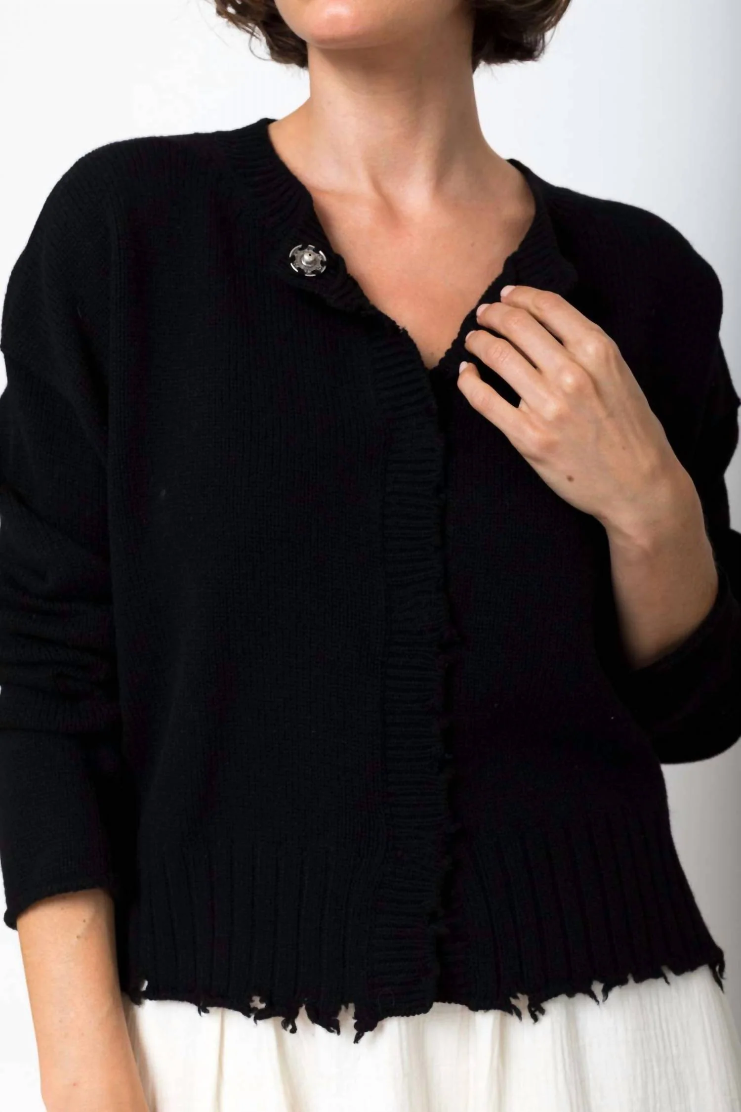 Cropped Boxy Cardigan In Black - Image 4