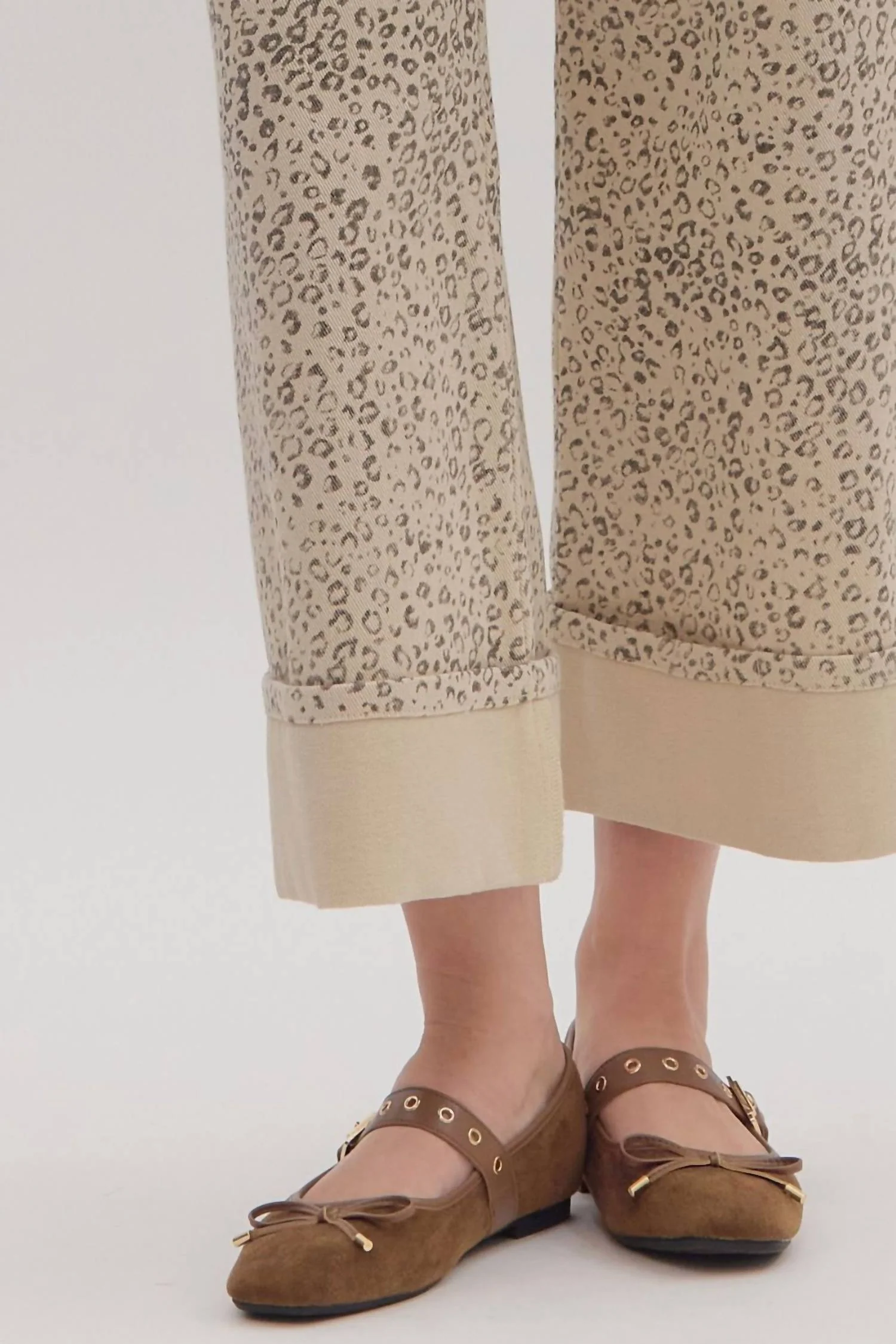 Cuffed Ankle Length Pants In Leopard - Image 4
