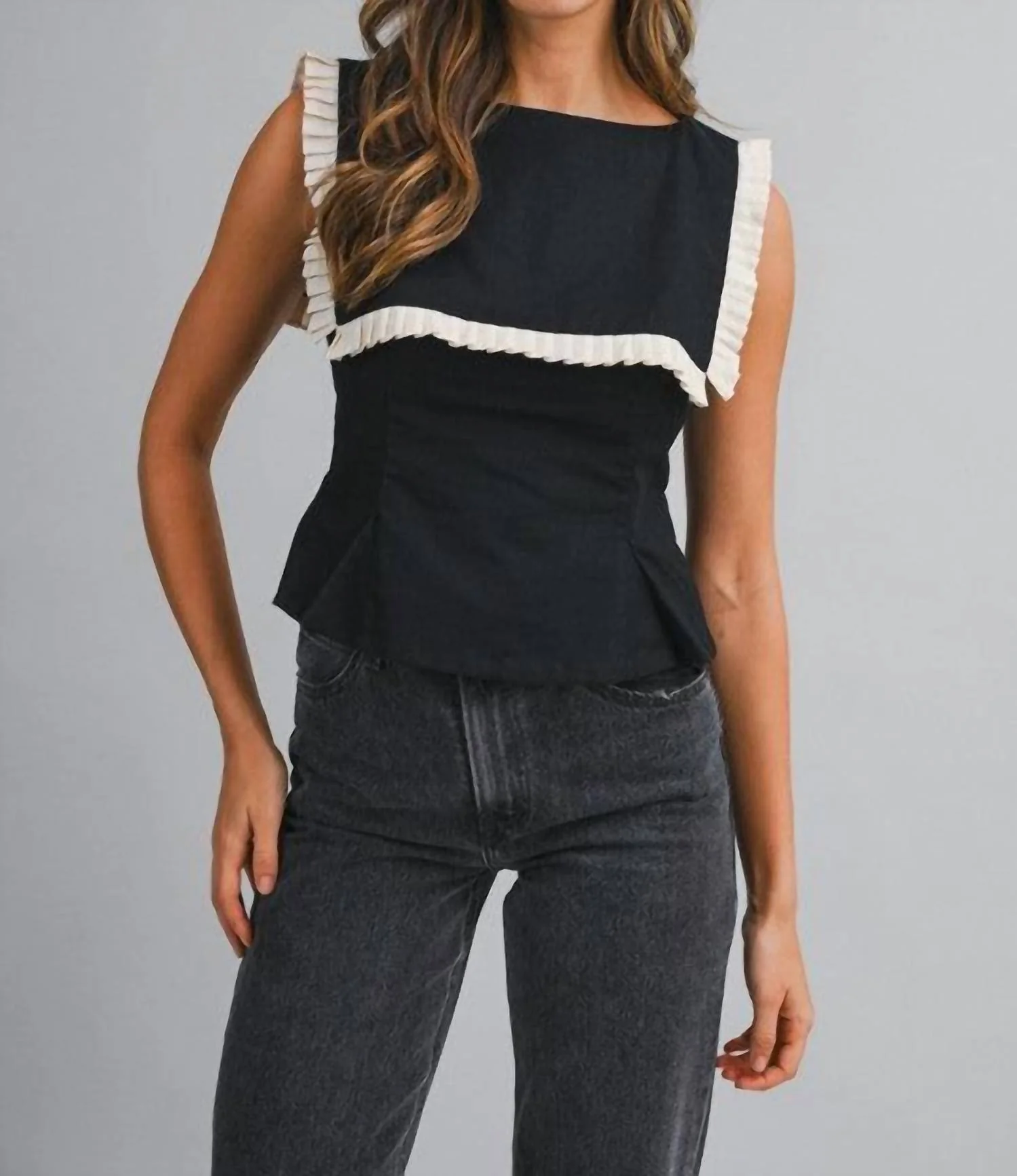 Daleyza Top In Black