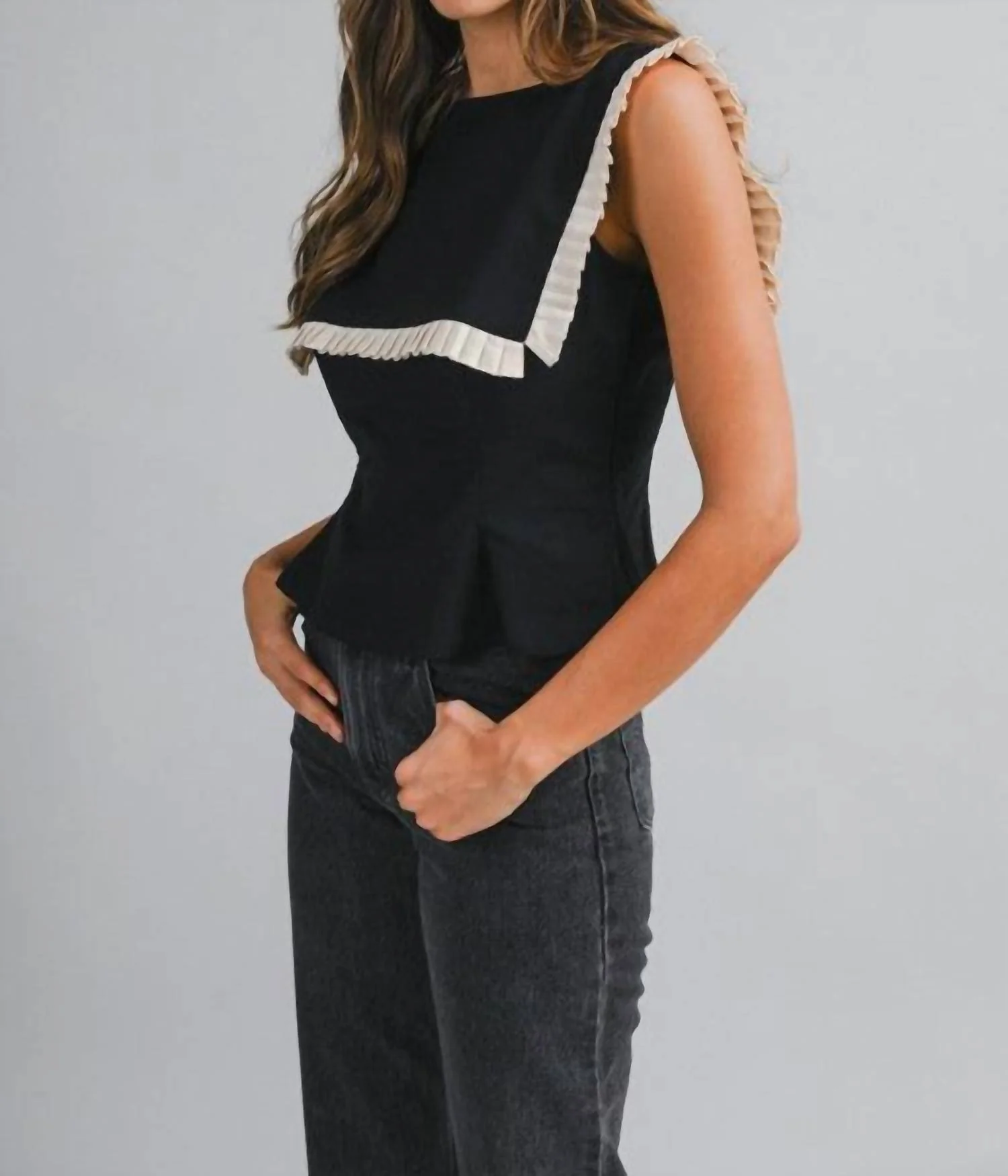 Daleyza Top In Black - Image 3