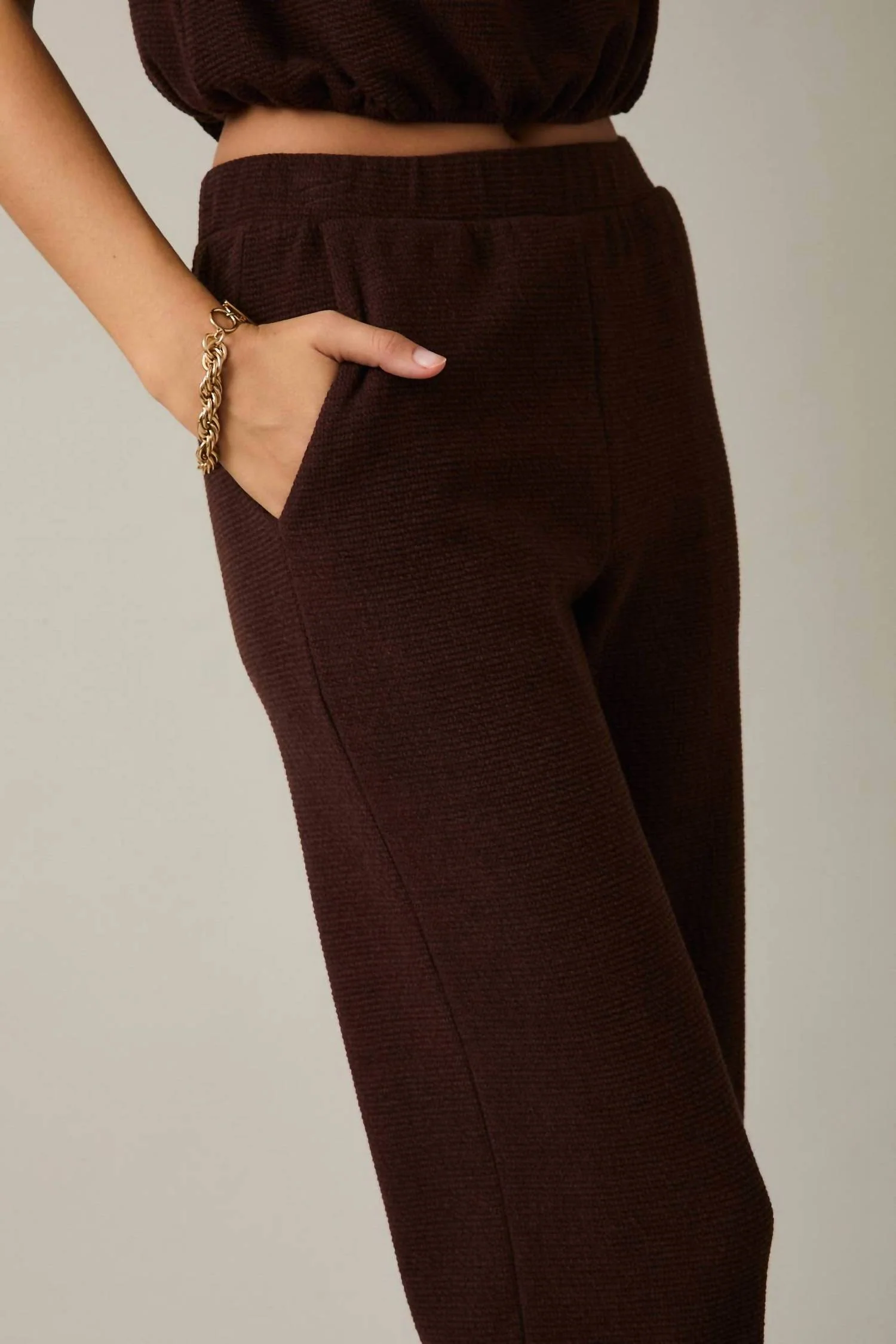 Elastic Waistband Jogger Pants In Mocha - Image 5