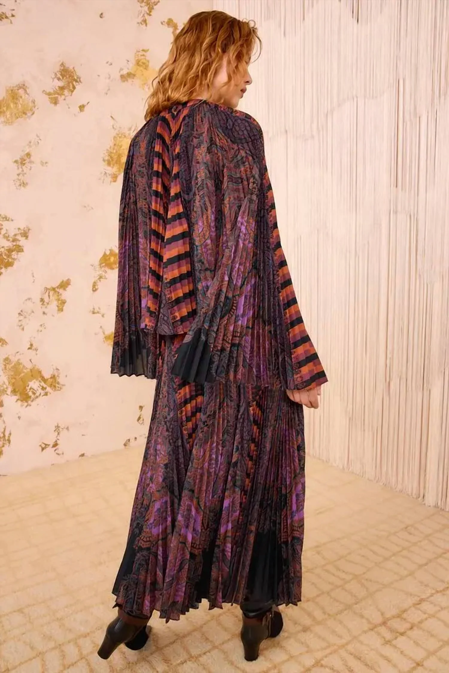 Ella Pleated Bell Long Sleeve Blouse In Amethyst - Image 3