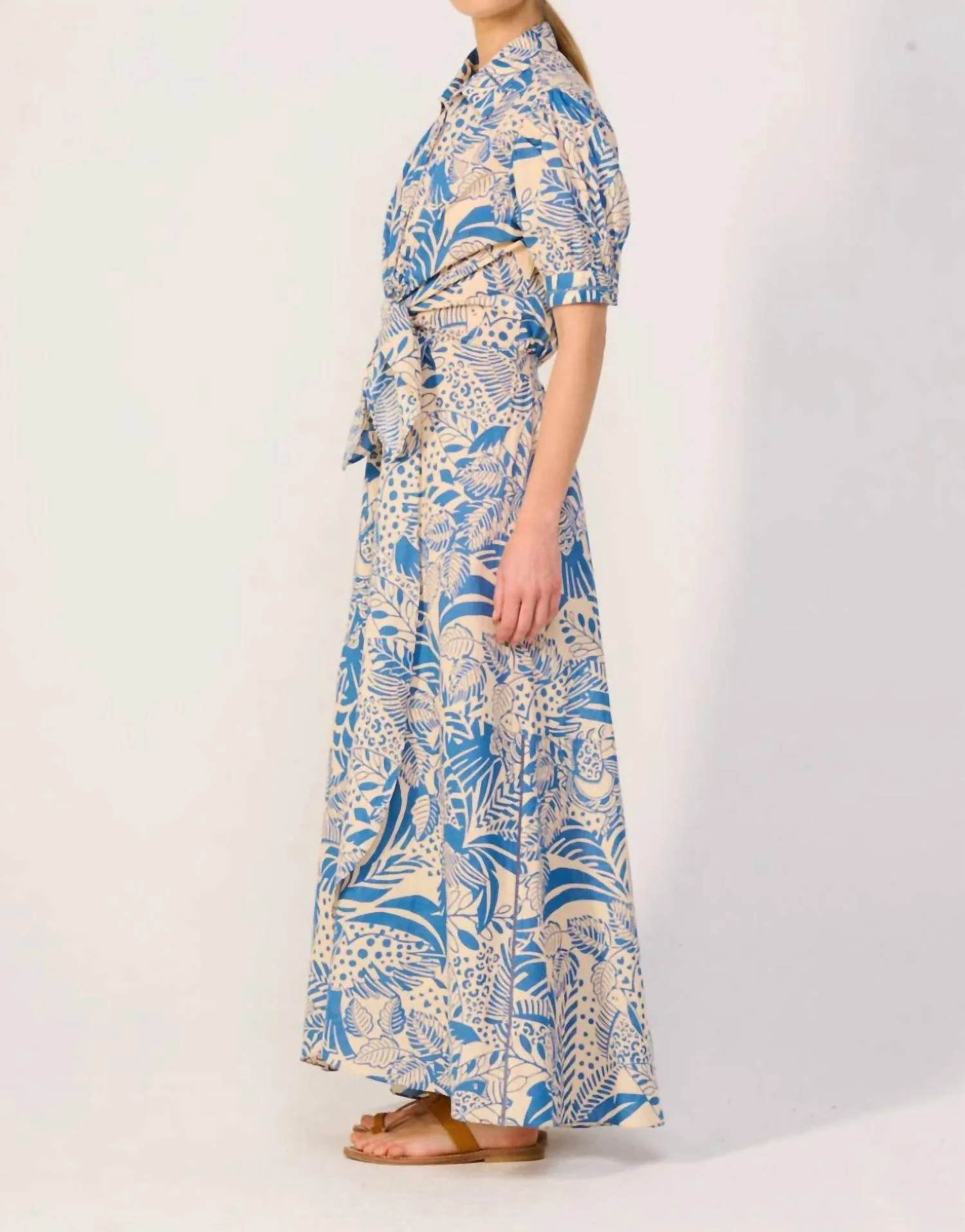 Eren Long Maxi Dress In Blue Toucan - Image 2