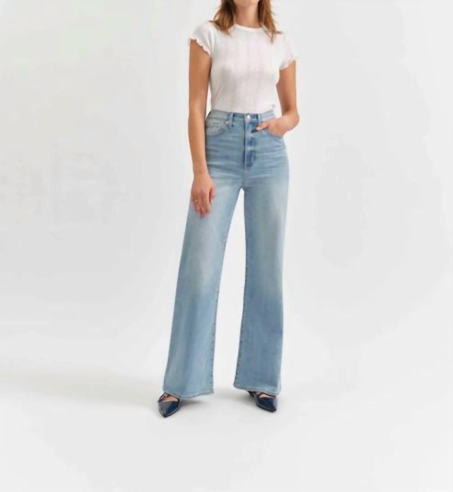 Far Out High Rise Wide Leg Jean In Blooming Vintage