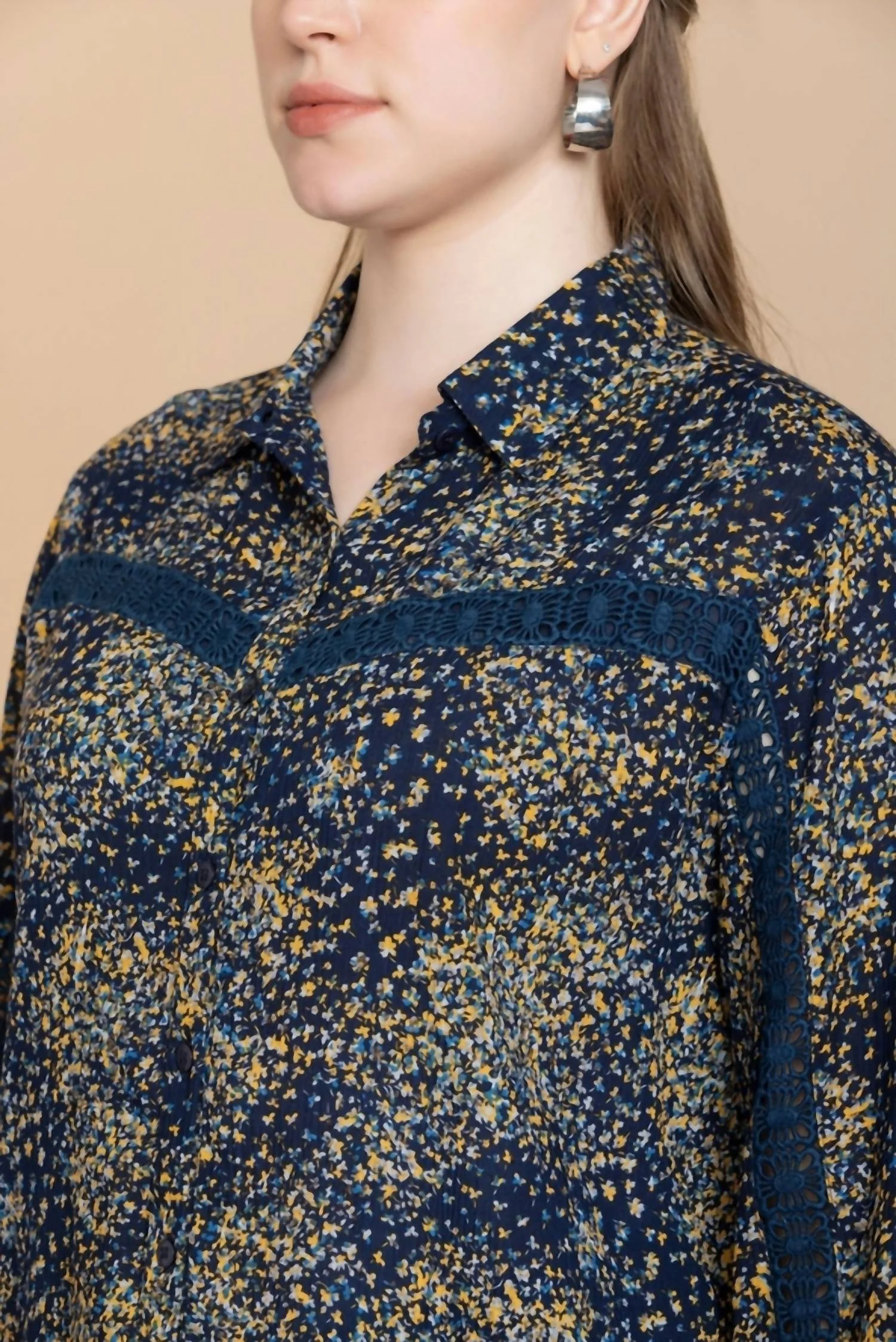 Fields Of Floral Shirt In Navy - Image 5