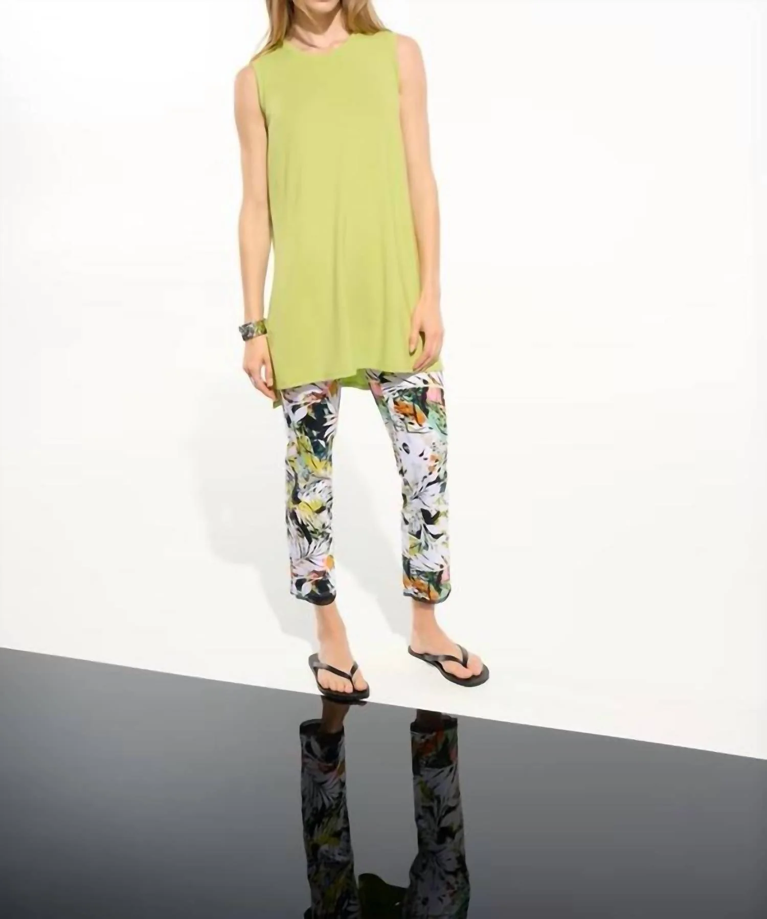 Floral High-Waisted Trouser Pant In Vanilla/multi - Image 3
