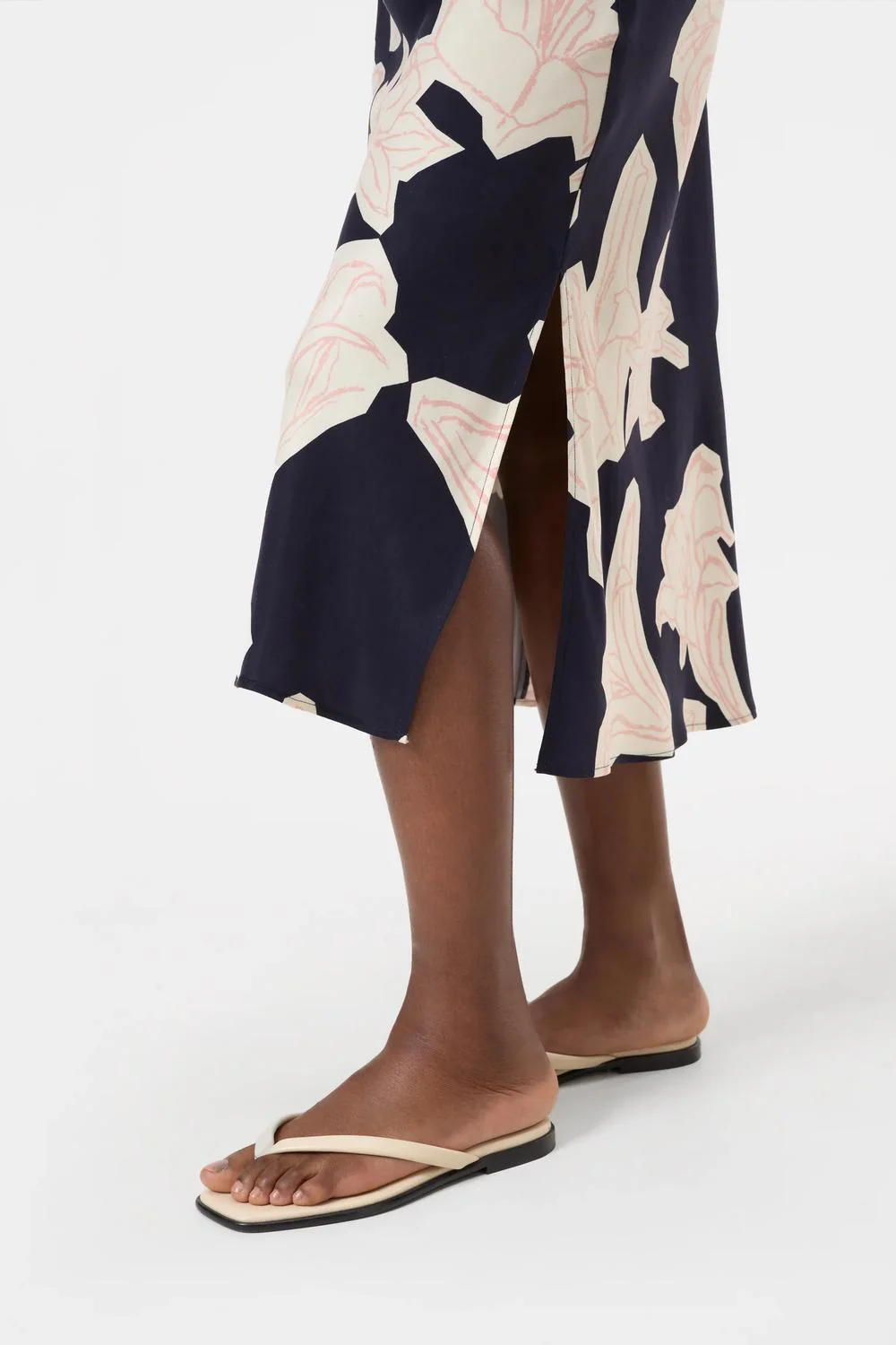 Floral Midi Skirt In Blue - Image 3