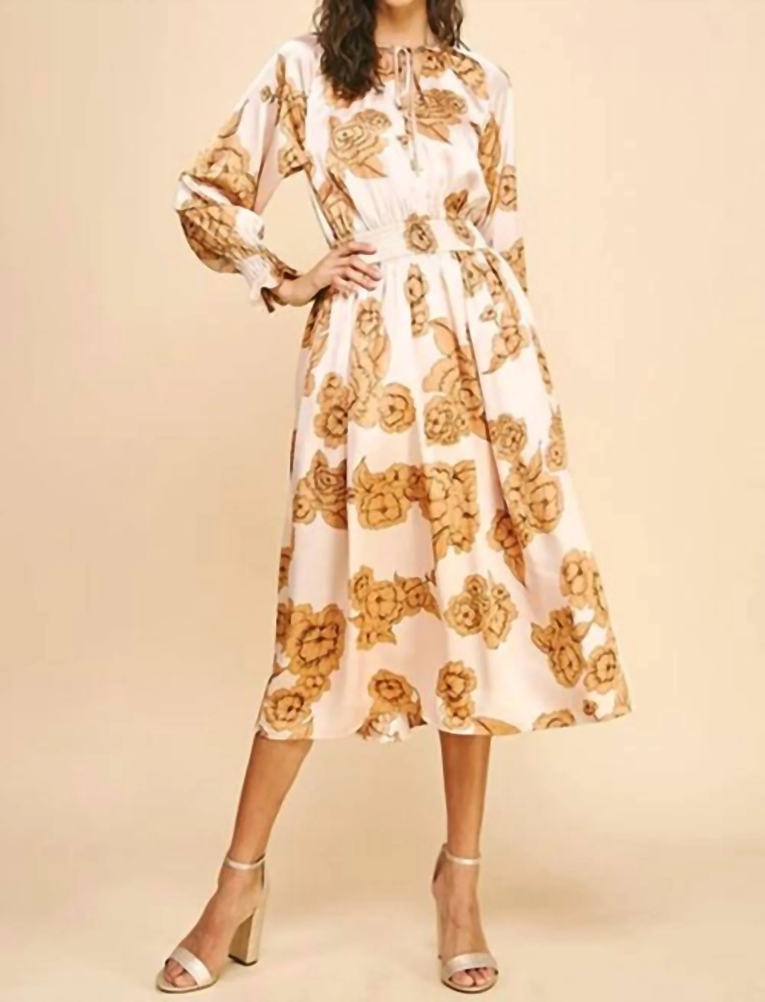 Floral Print Midi Dress In Warm Peach