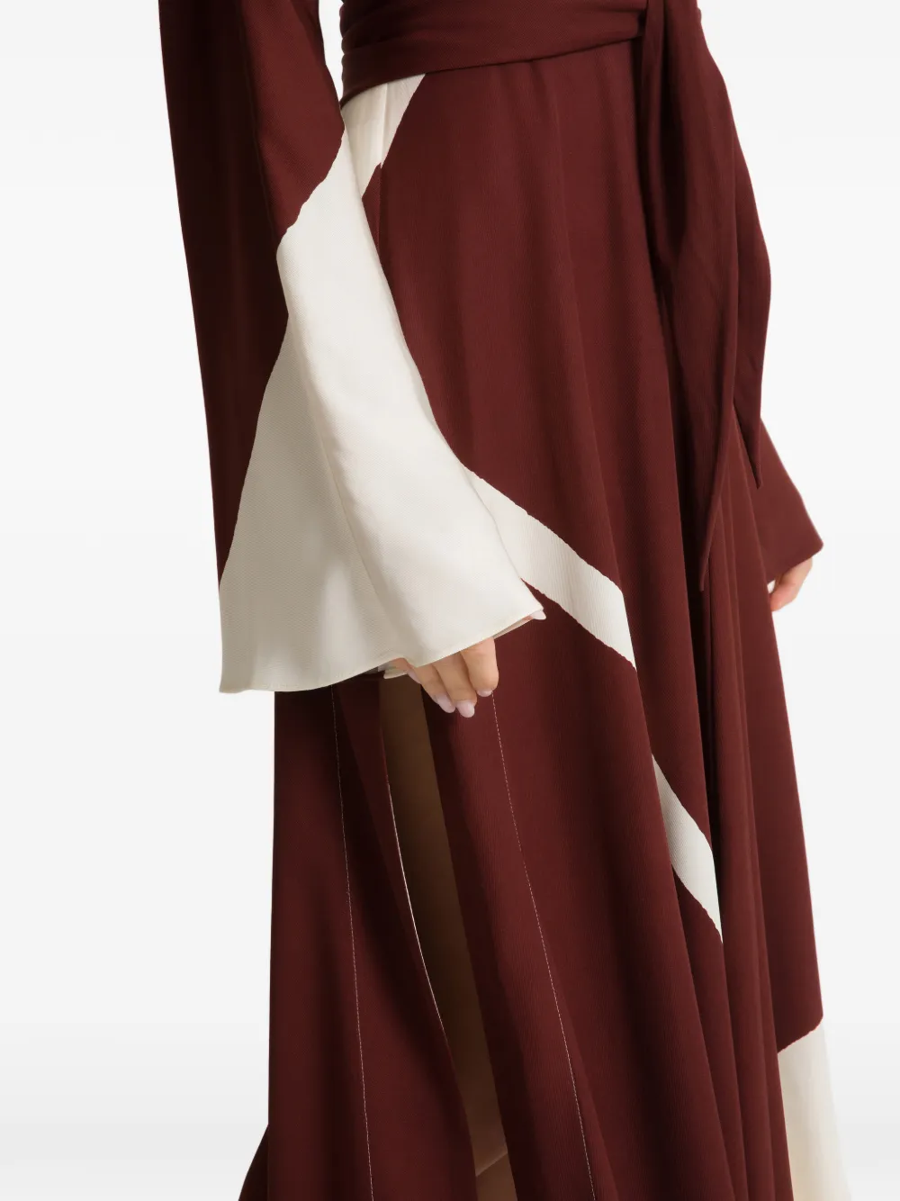 Flowing Midi Dress with Deep V-Neckline and Color-Block Design - Image 4