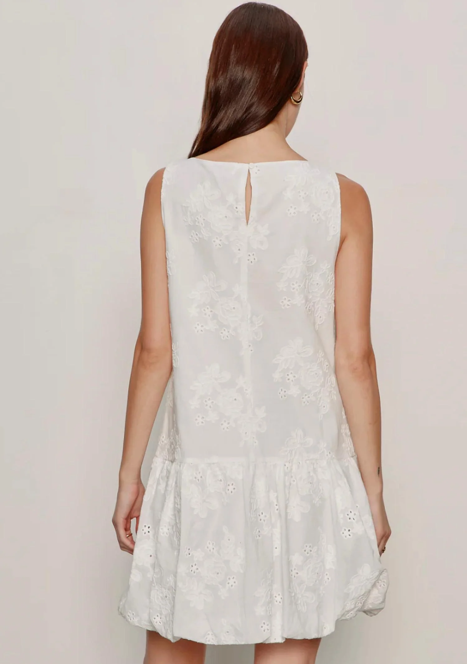 Garden Eyelet Bubble Dress In White - Image 2