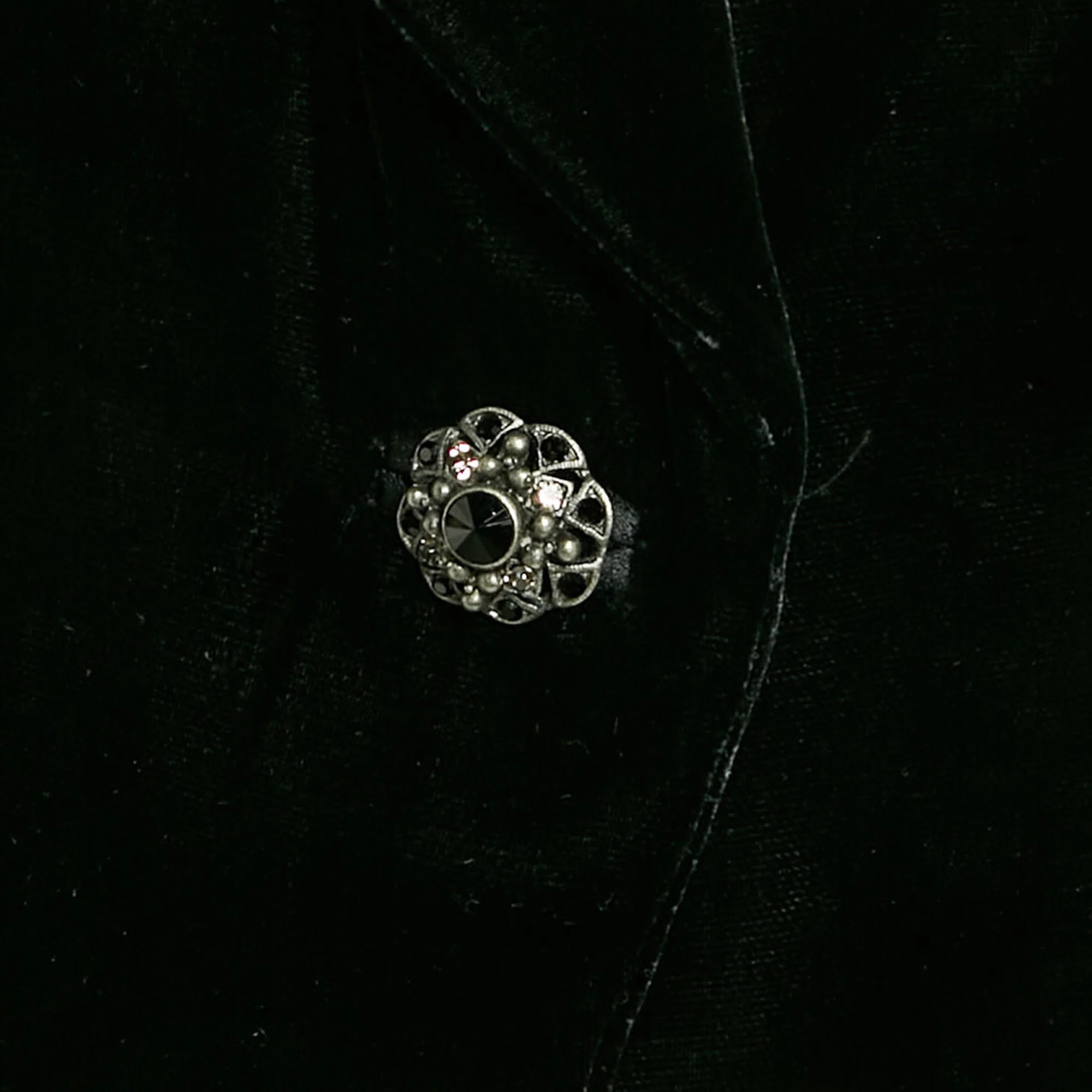 Giorgio Armani Black Velvet Single Breasted Blazer - Image 3