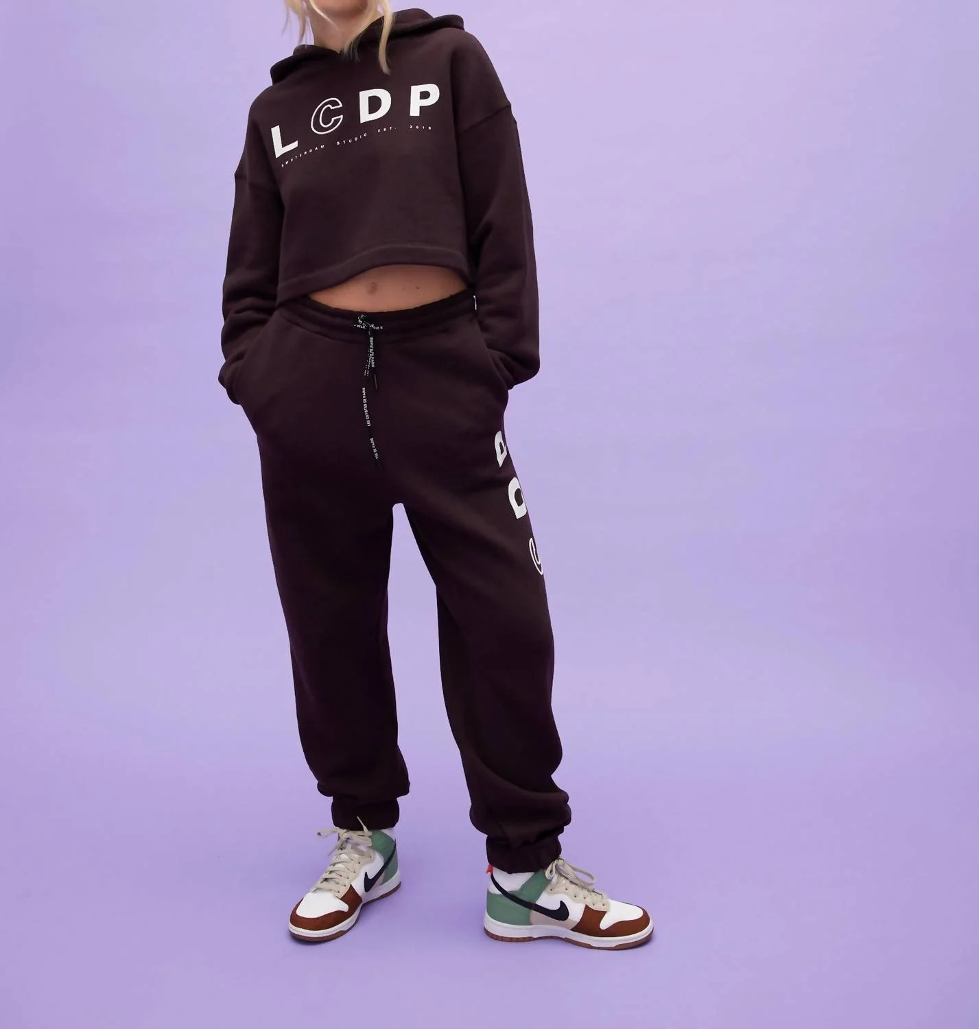 Girl's Lizzy Hooded Logo Sweatshirt In Chocolate