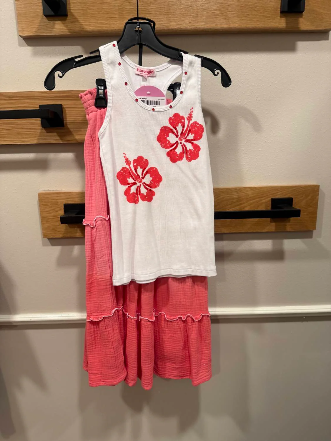 Girl's Racer Back Tank In White Pink