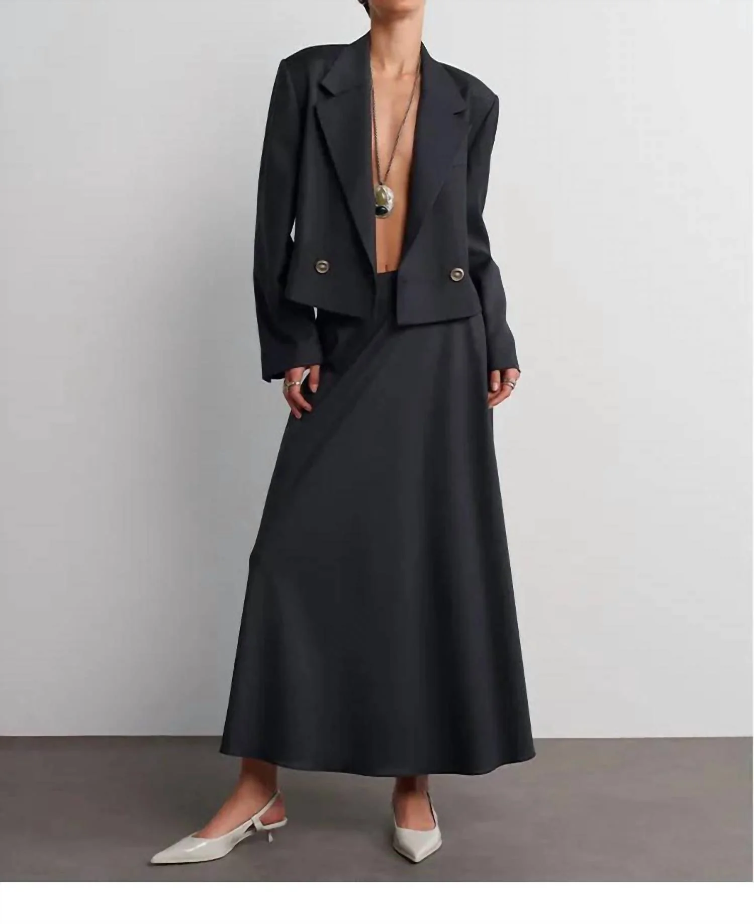 Guru Crop Blazer In Black - Image 5