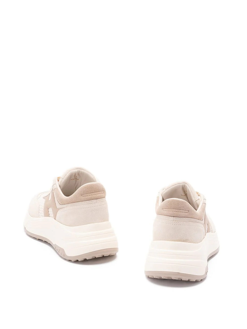 H669 Lace-Up Sneakers With Iconic Design And Versatile Appeal - Image 3