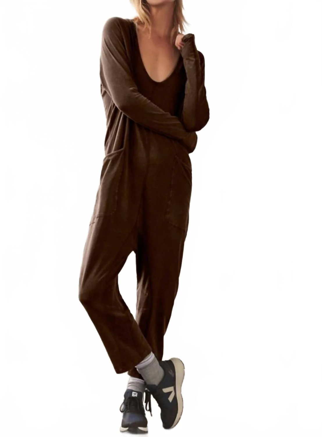 Hot Shot Long Sleeve Onesie In Dark Espresso