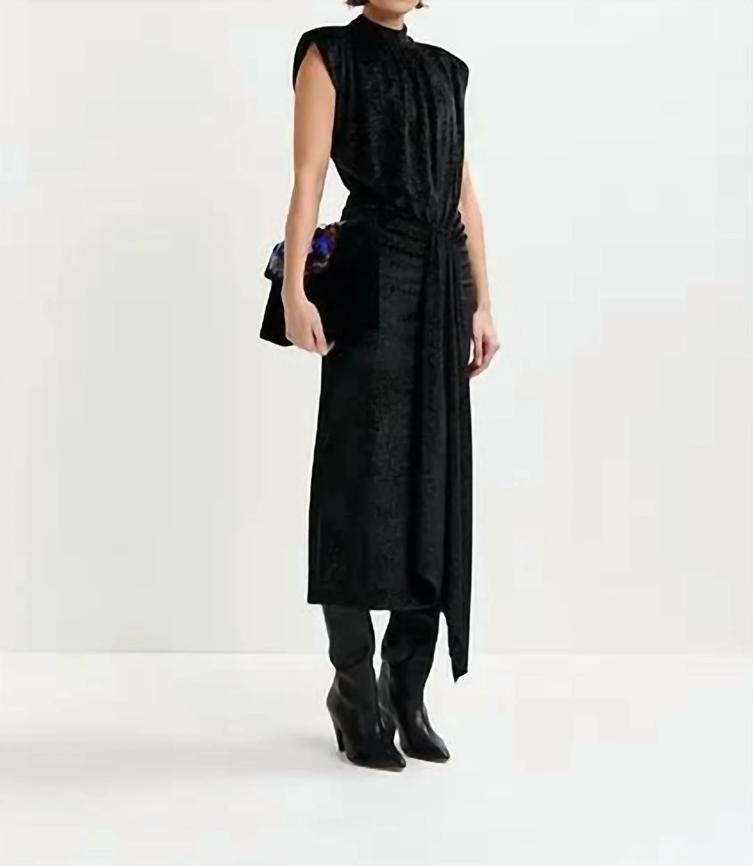 Inche Stretch Midi Dress In Black