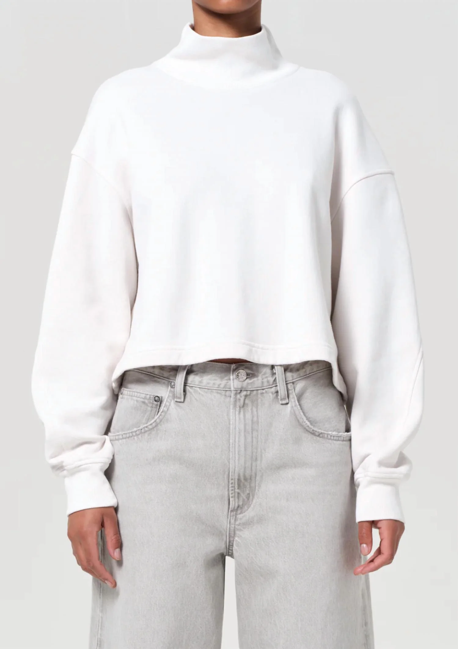 Isra Mock Neck Sweatshirt In Wired