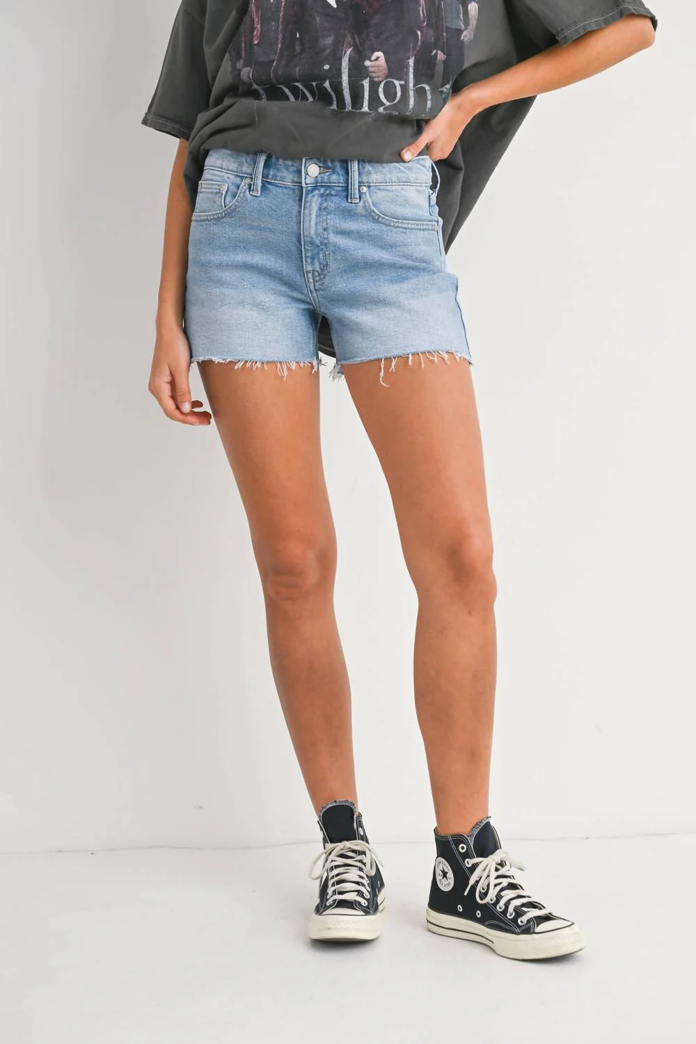 Jordan Mid Rise Cut Off Short In Light Wash