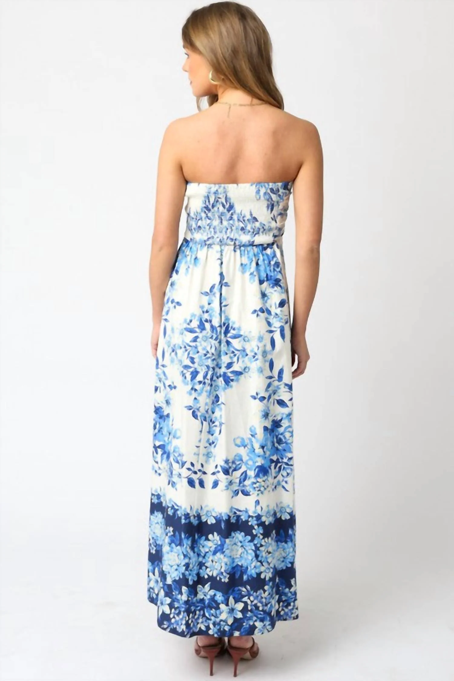 Laurel Maxi Dress In White Floral - Image 4