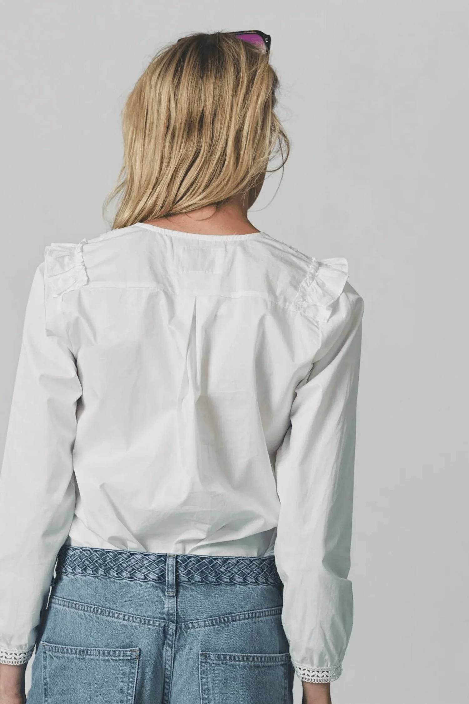 Lindsay Shirt In White - Image 2