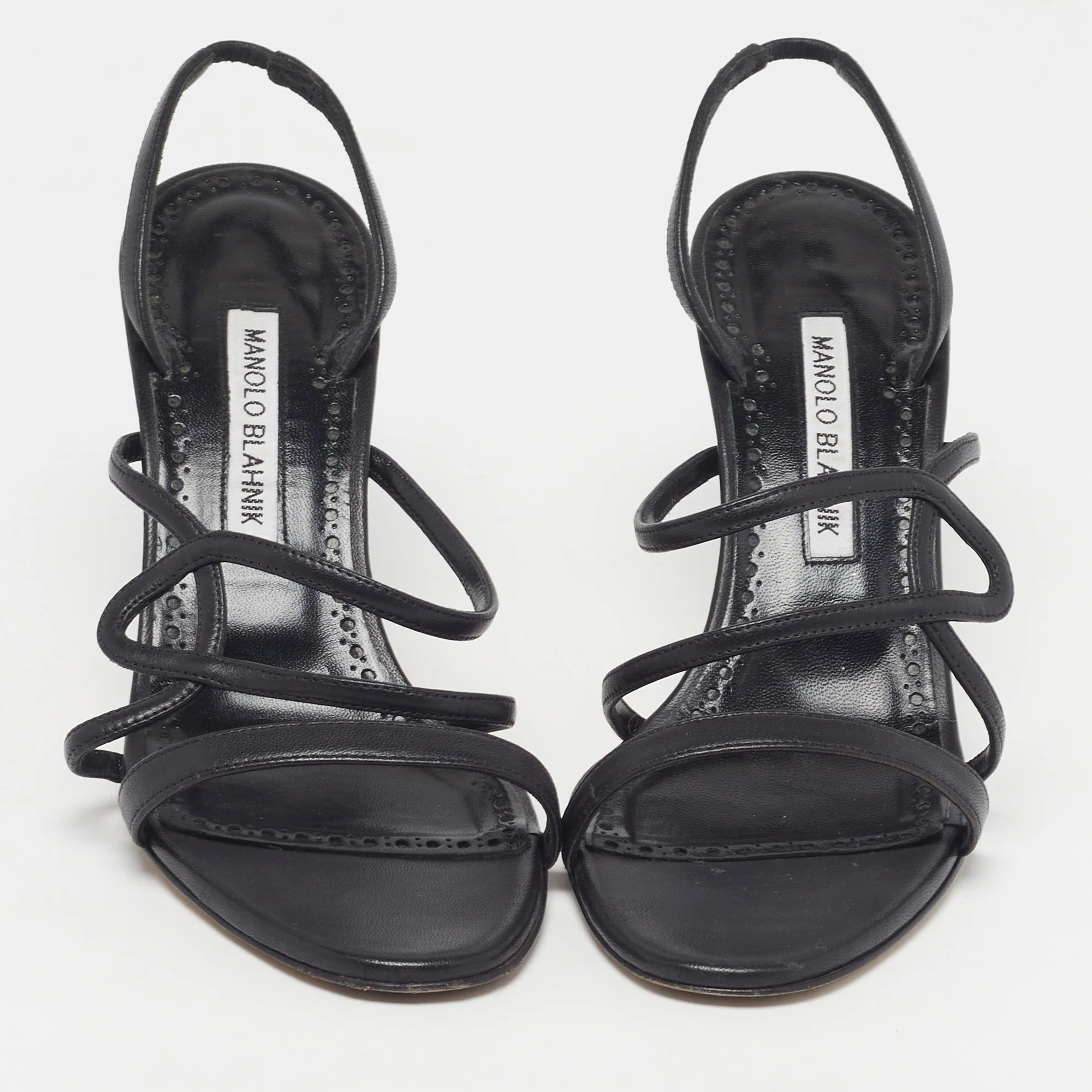 Manolo Blahnik Licenzata - Image 3