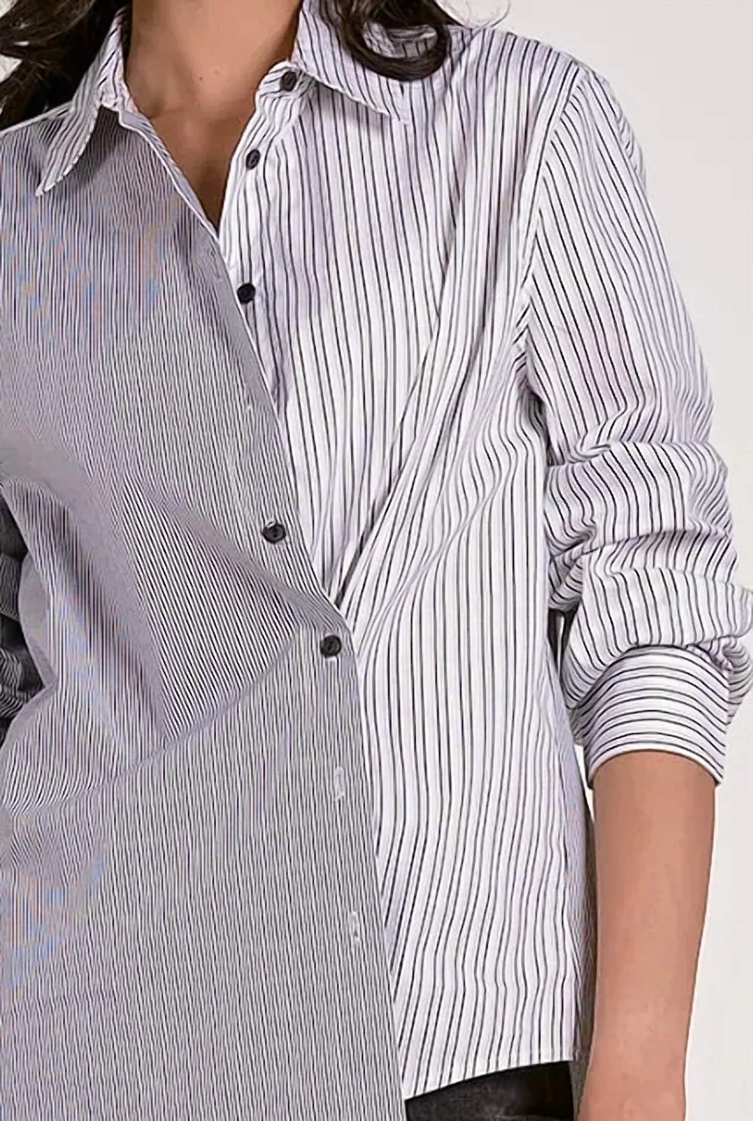 Martha Button Down Top In Blue/white - Image 2