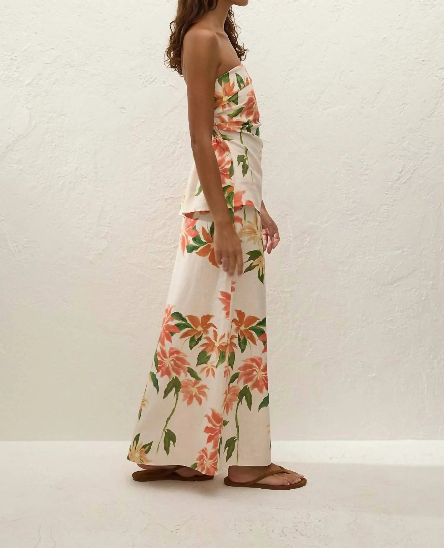 Martina Maxi Skirt In Jardines Floral - Image 2
