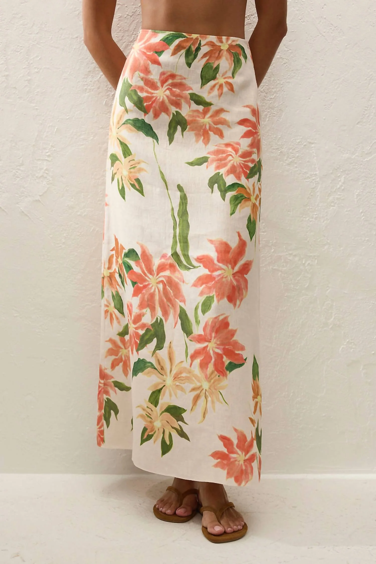 Martina Maxi Skirt In Jardines Floral - Image 4