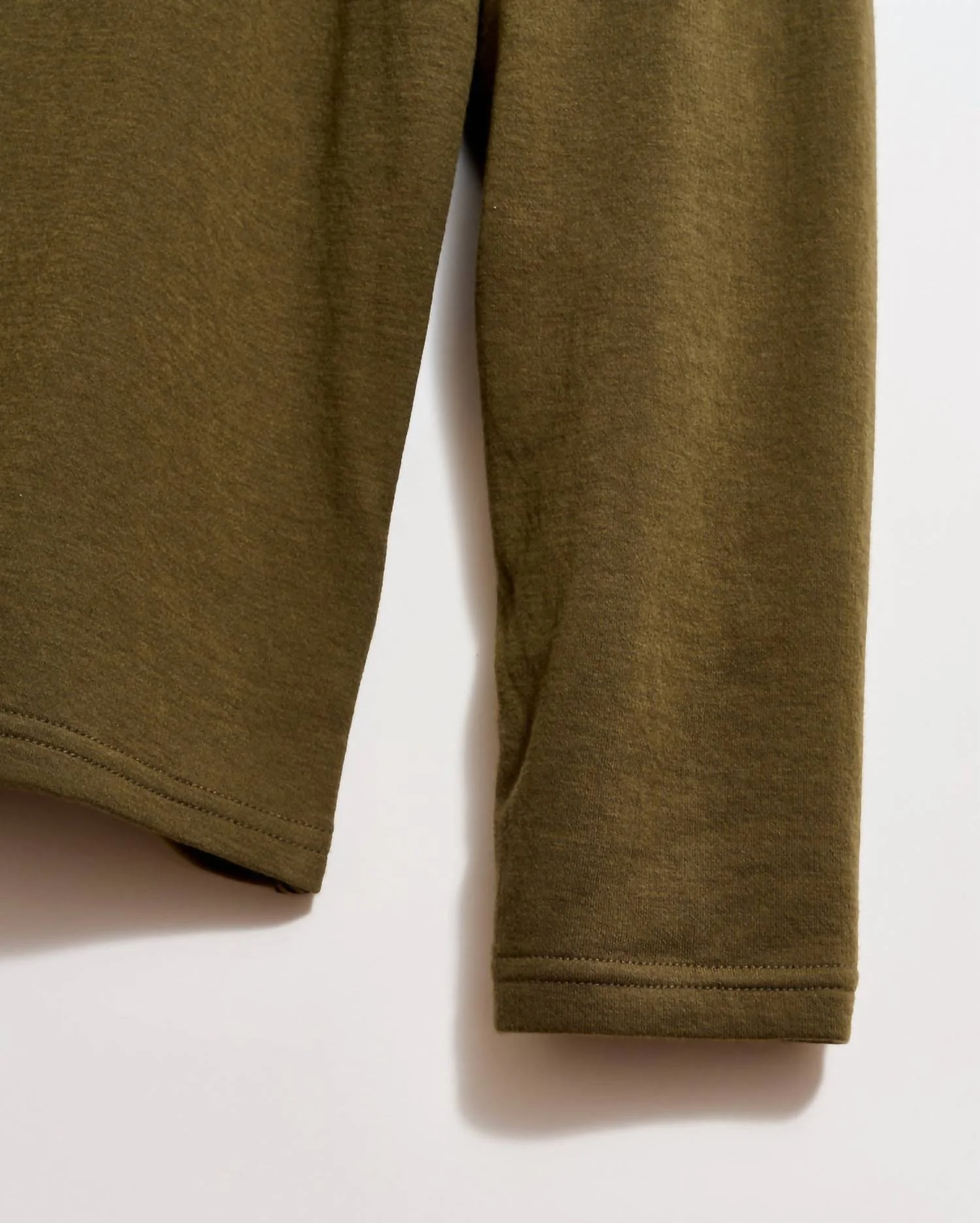 Men's Raglan Crew Neck Sweatshirt In Dark Olive - Image 4