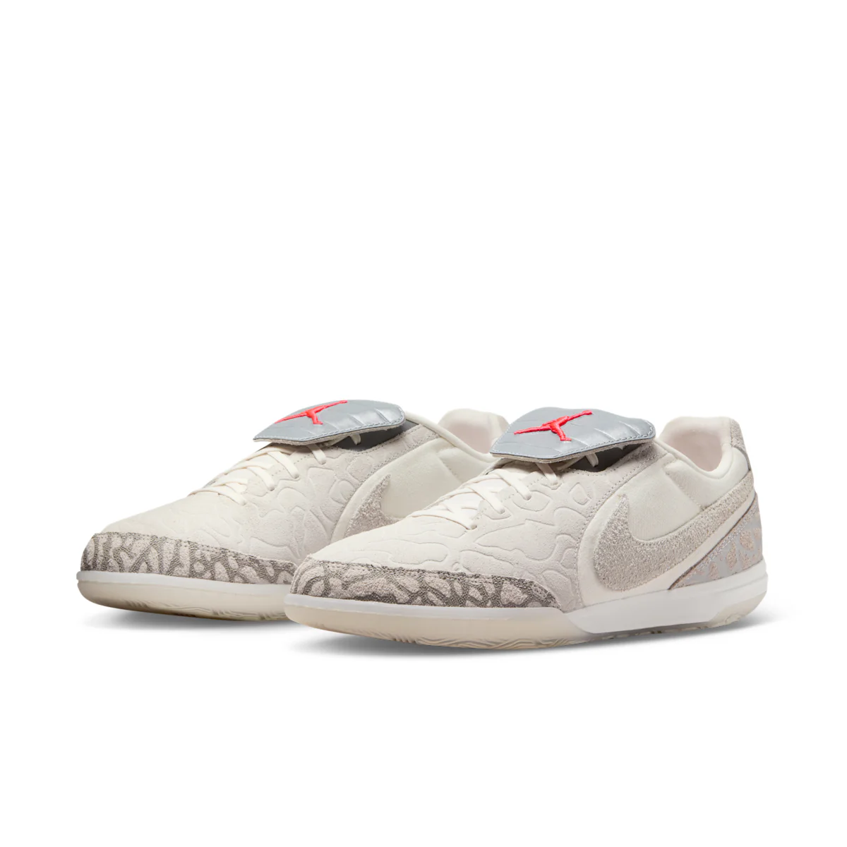 Men's Tiempo Streetgato SE Indoor/Court Low-Top Soccer Shoes - Image 5