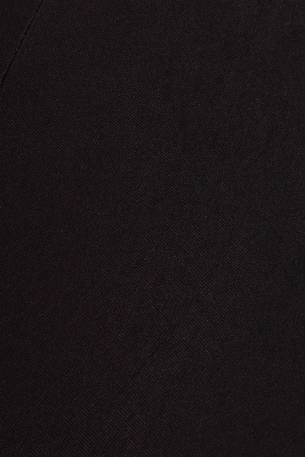 Micro Hot Shorts - Image 6
