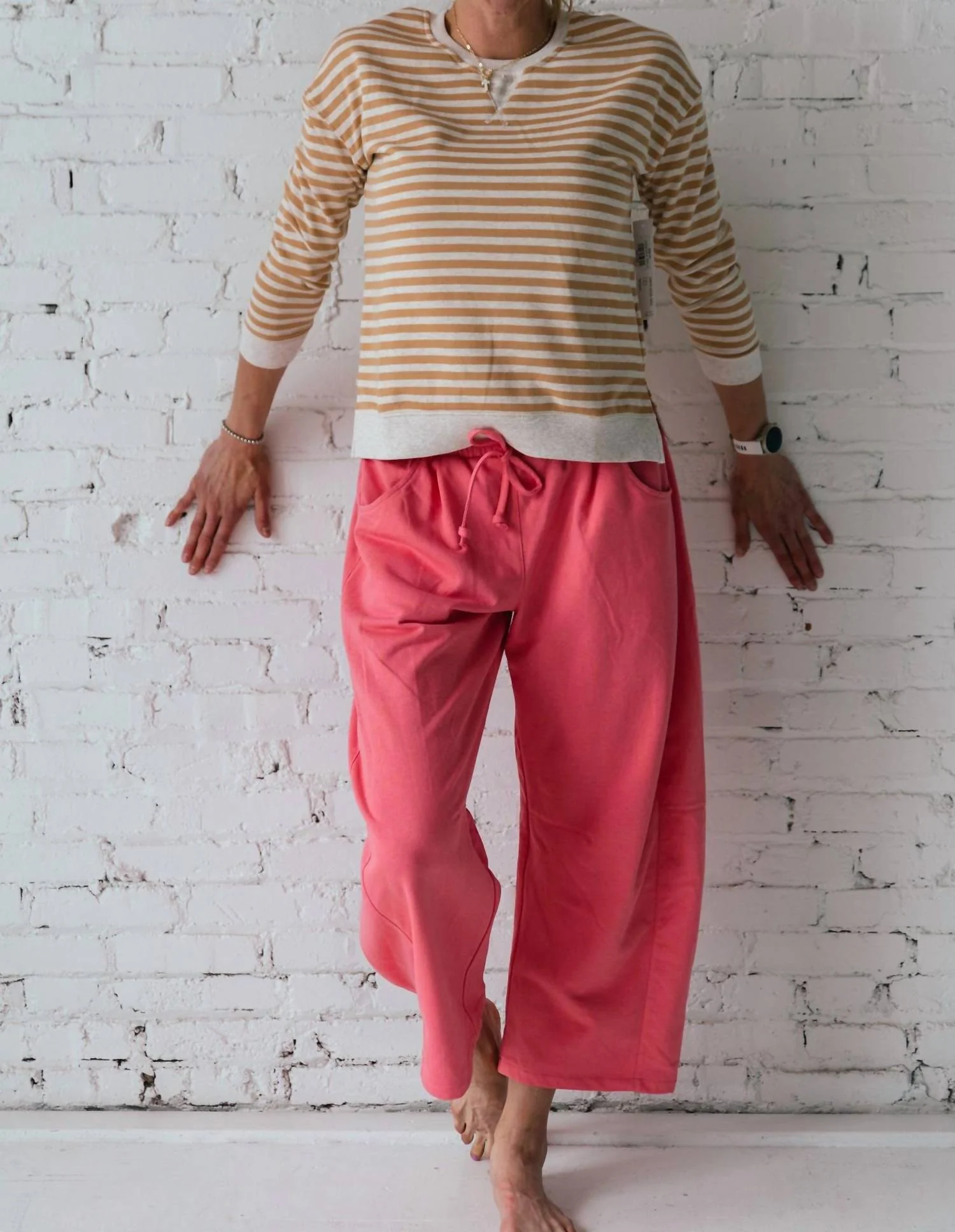 Mid Rise Pull On Barrel Pants In Pink - Image 3