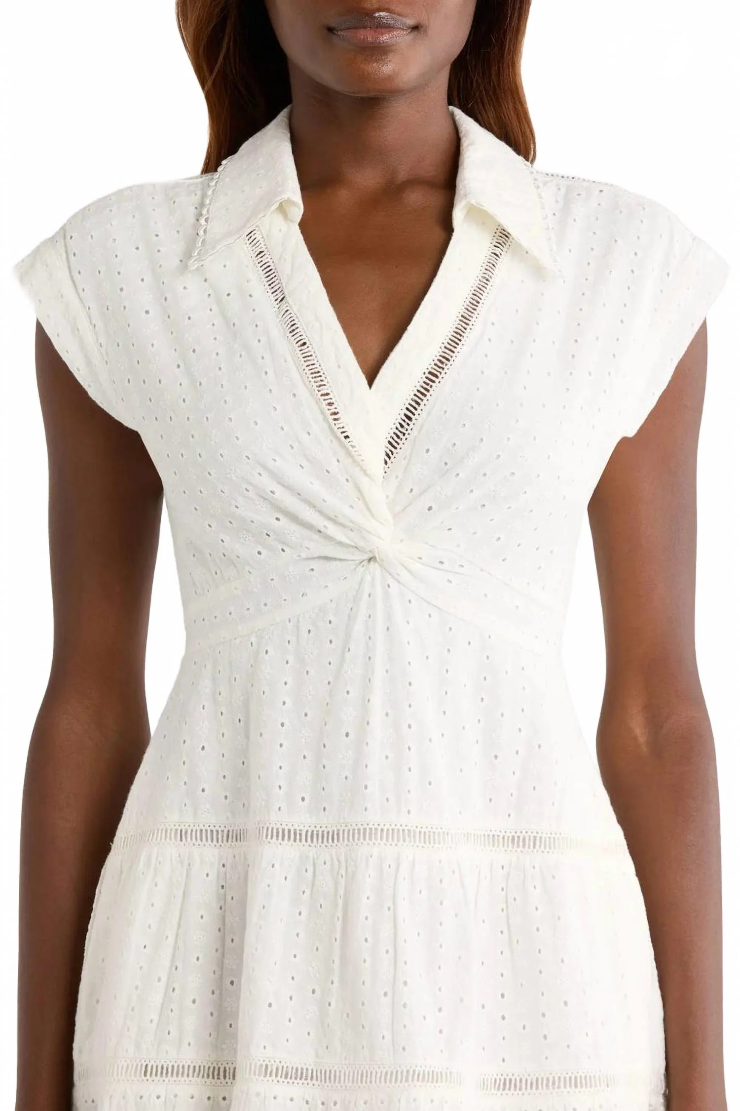 Mila Eyelet Dress In White - Image 5