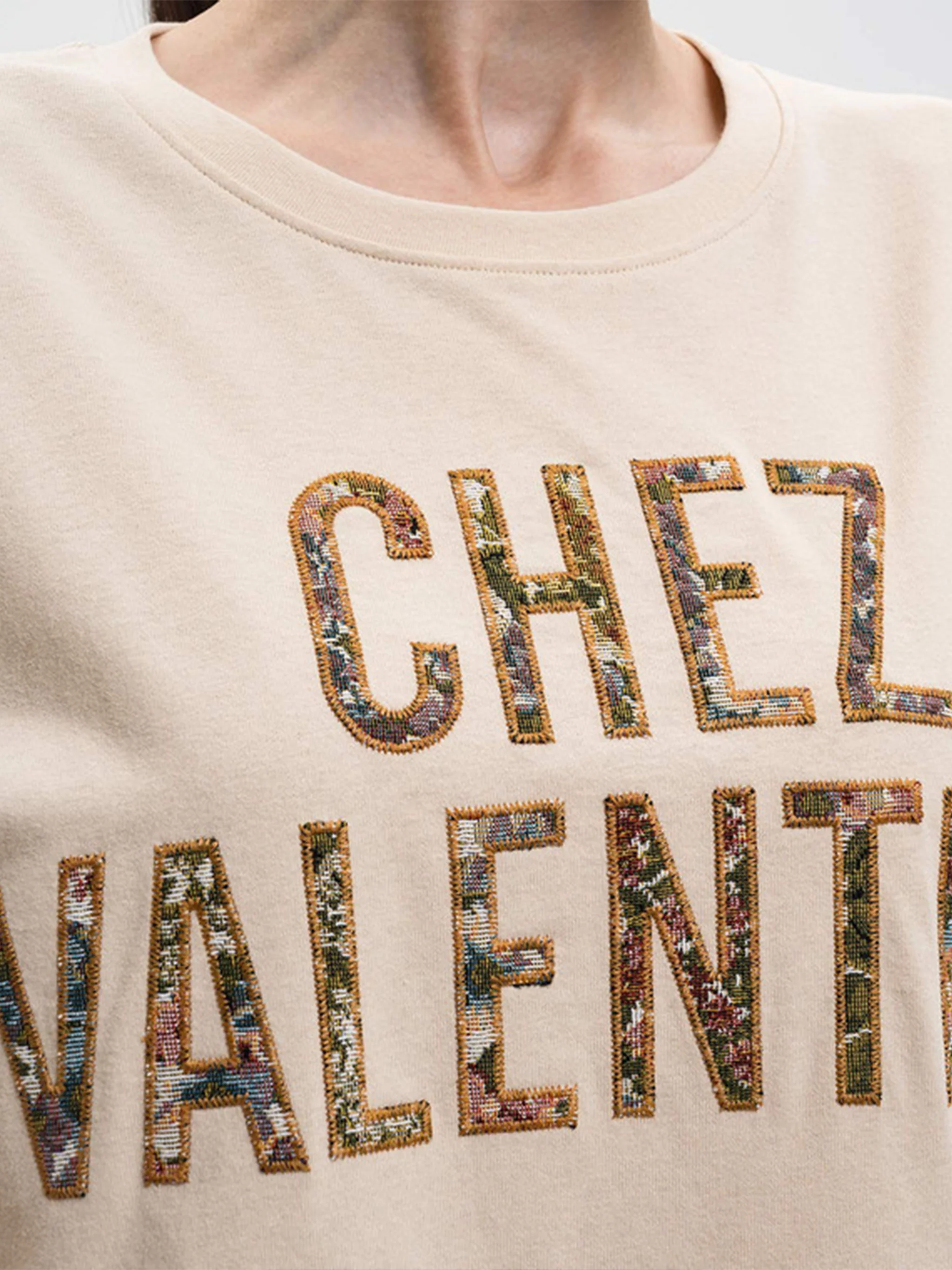 Neutral Relaxed-Fit Textured Lettering T-shirt - Image 5