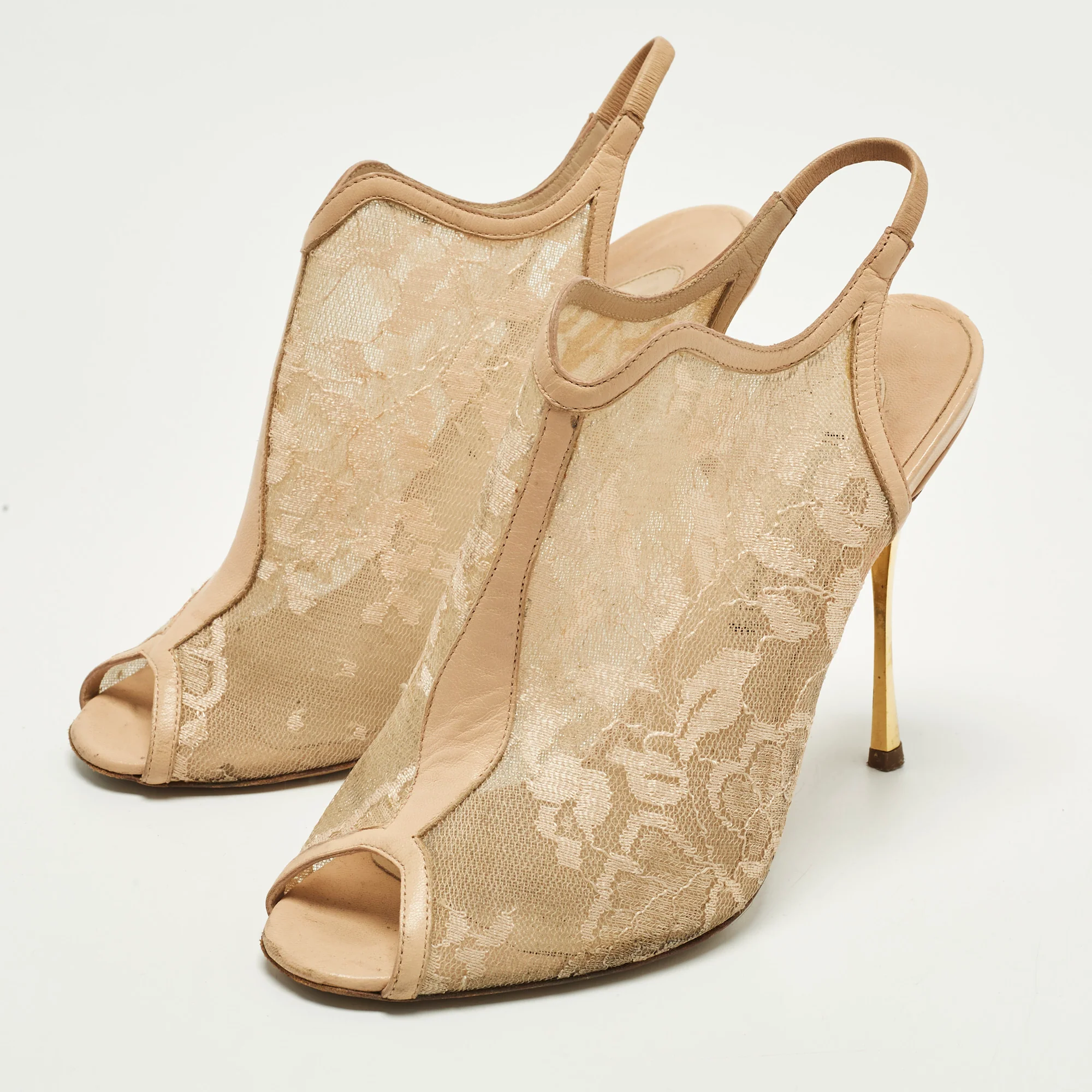 Nicholas Kirkwood - Image 2