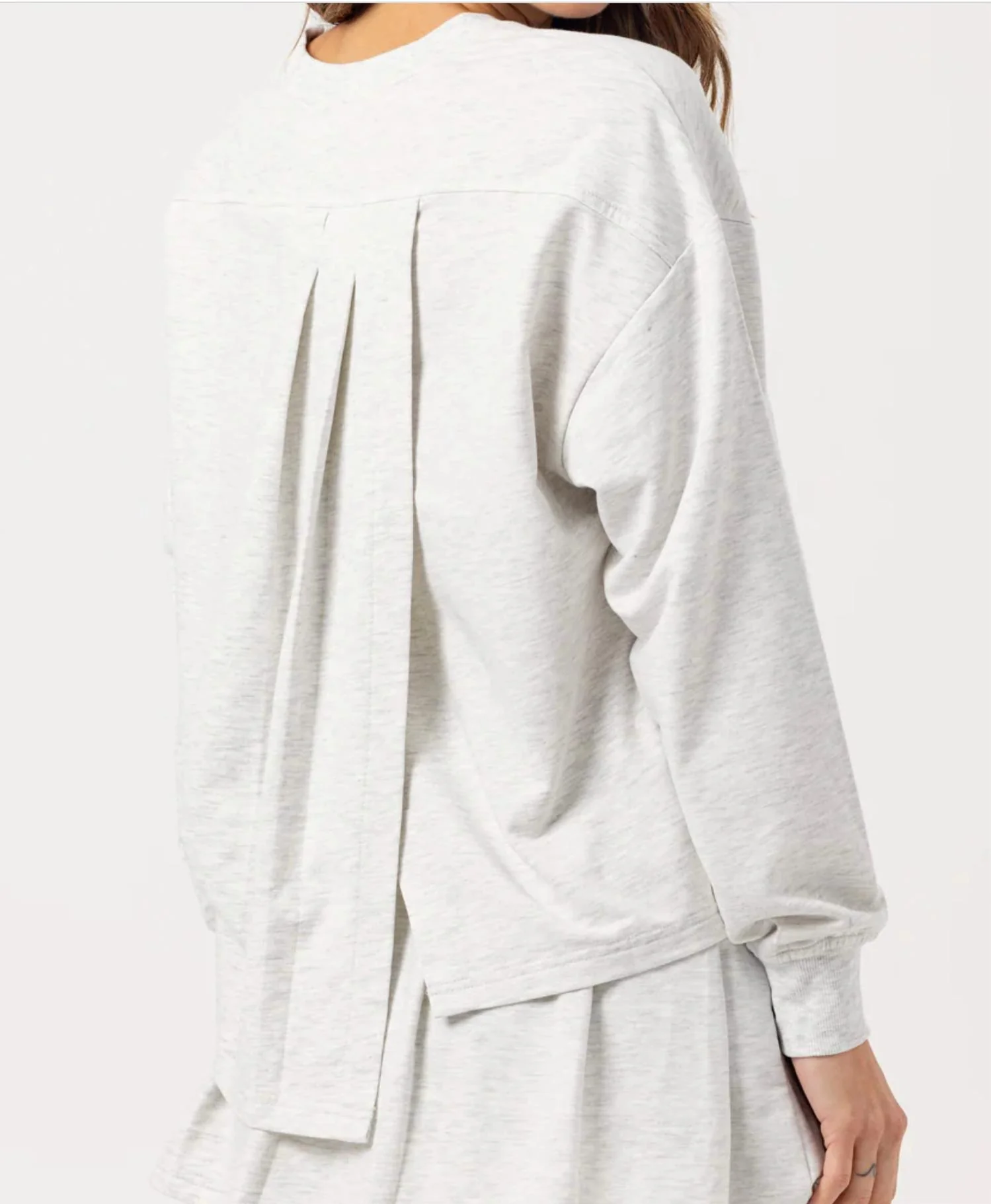 Oakley Crew Pullover In Light Grey - Image 2